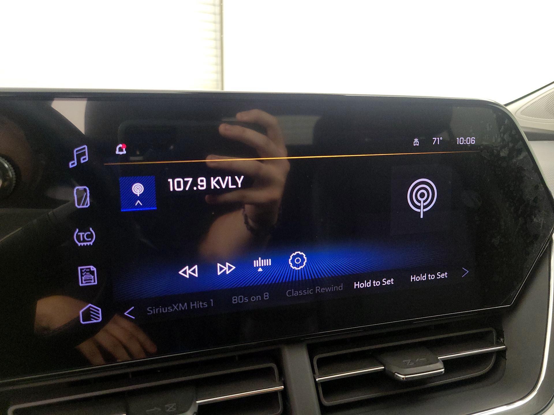 Thumbnail: 2025 Chevrolet Trax - 15