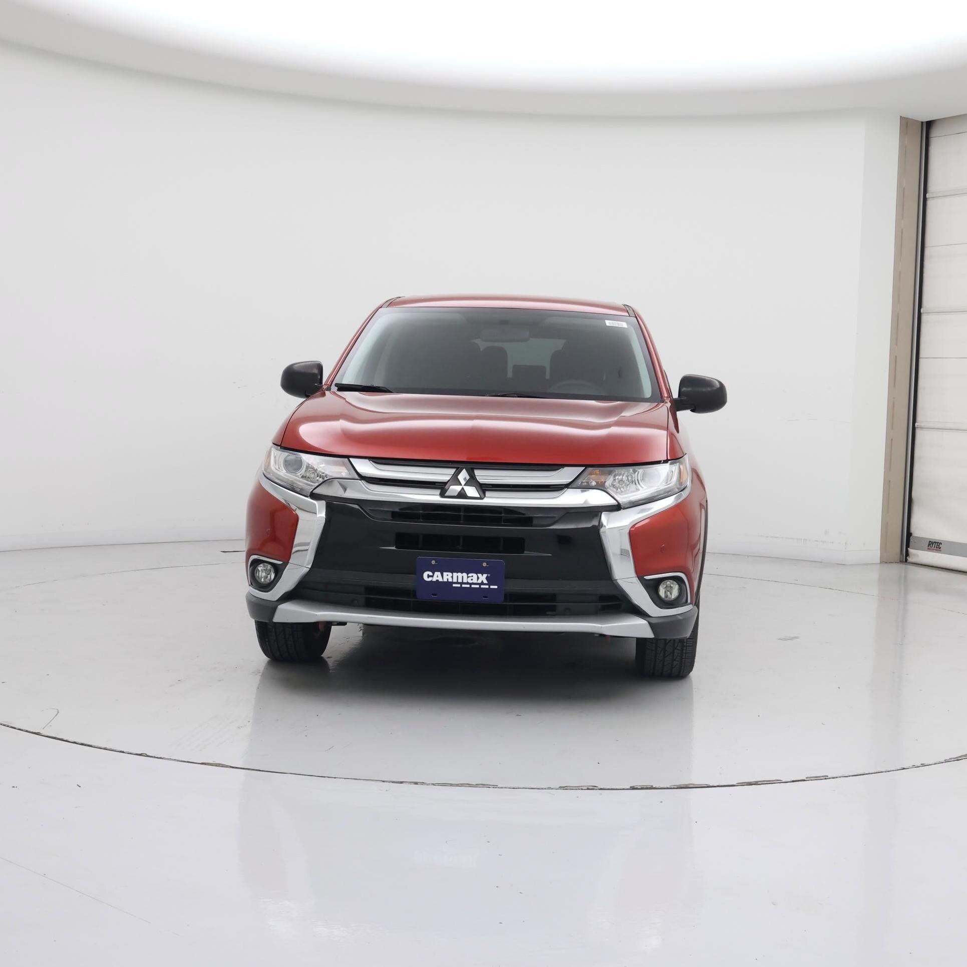 Thumbnail: 2017 Mitsubishi Outlander - 5