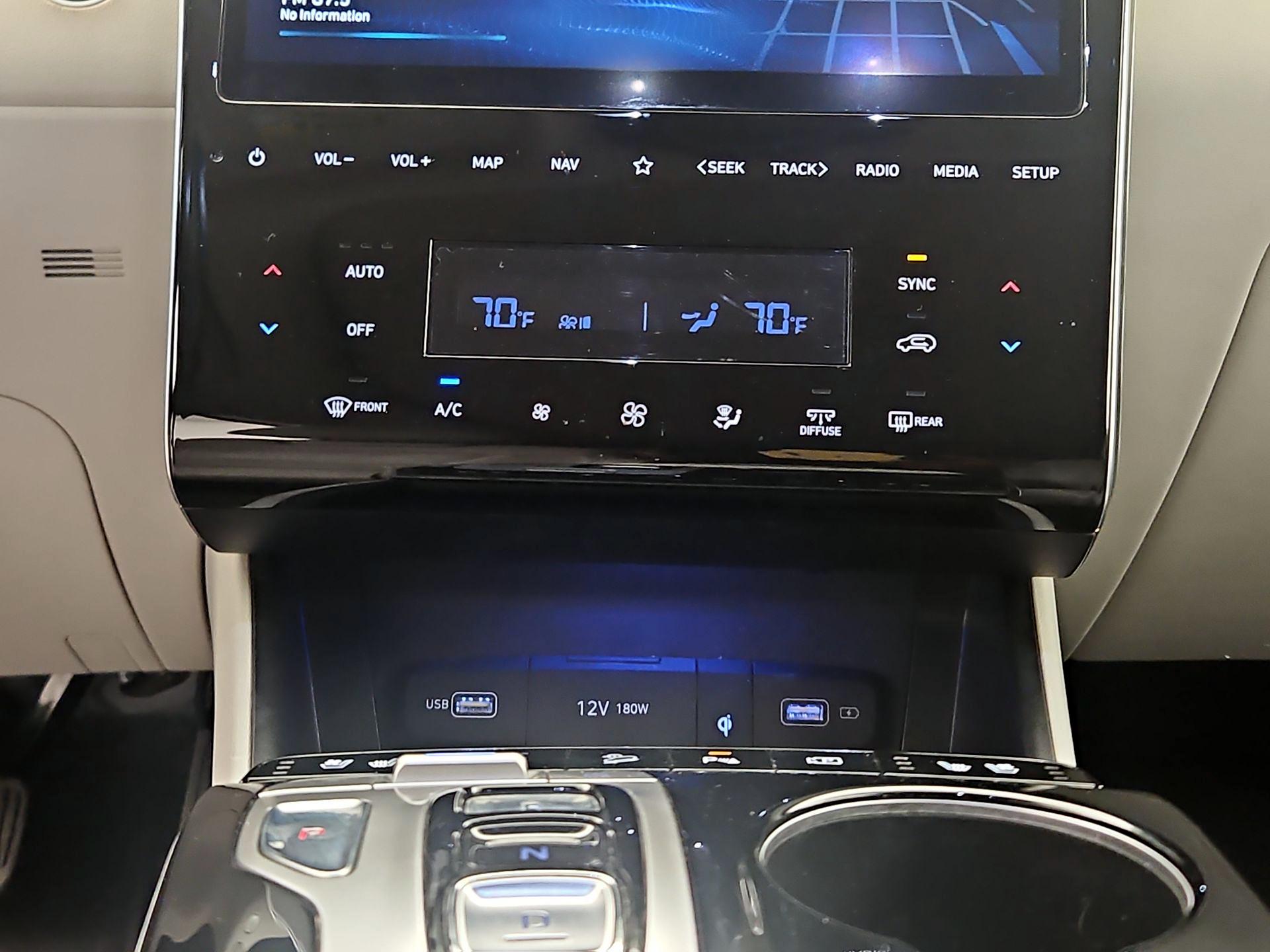 Thumbnail: 2022 Hyundai Tucson - 17