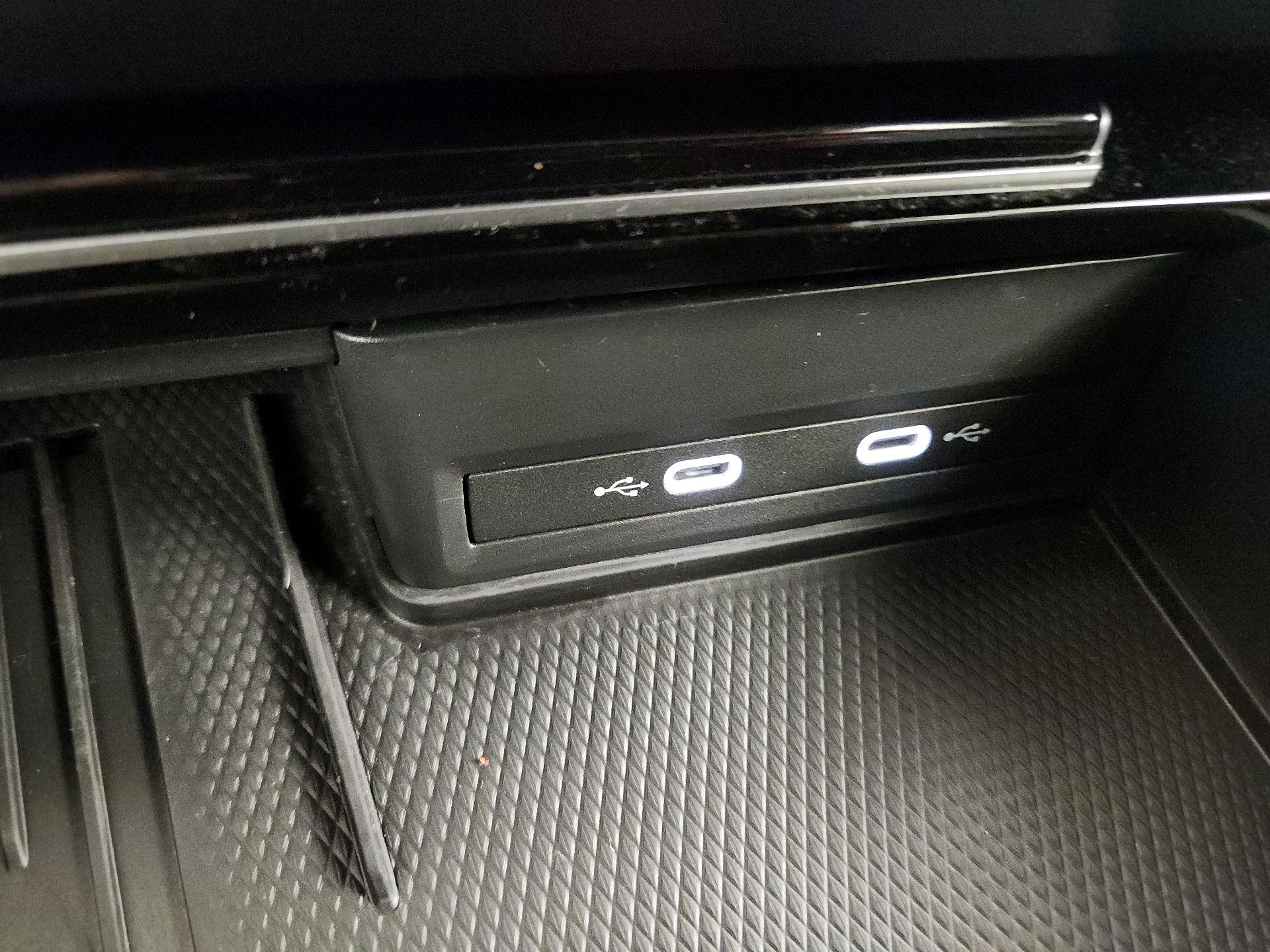 Thumbnail: 2025 Volkswagen Atlas - 18