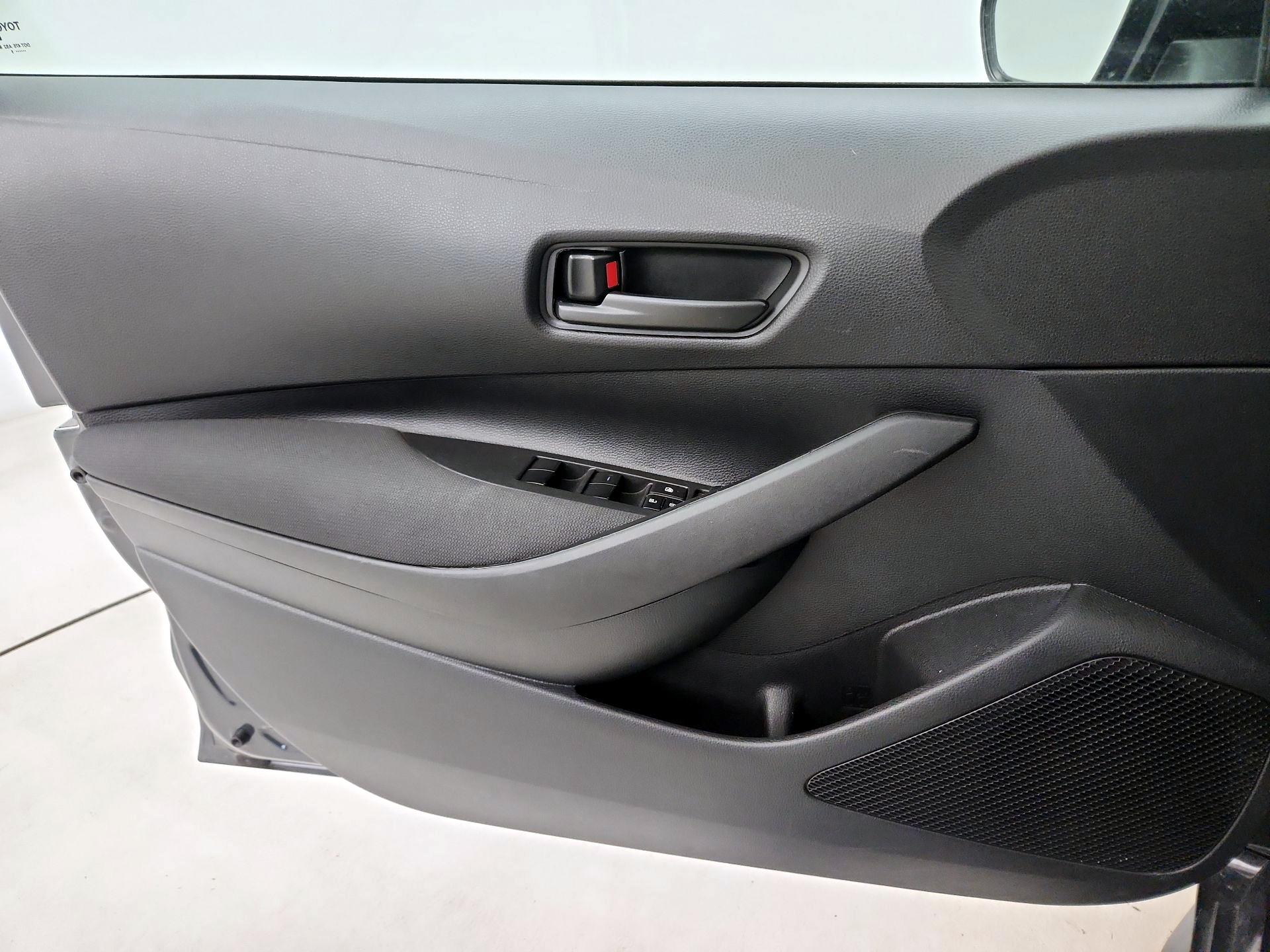 Thumbnail: 2025 Toyota Corolla - 12