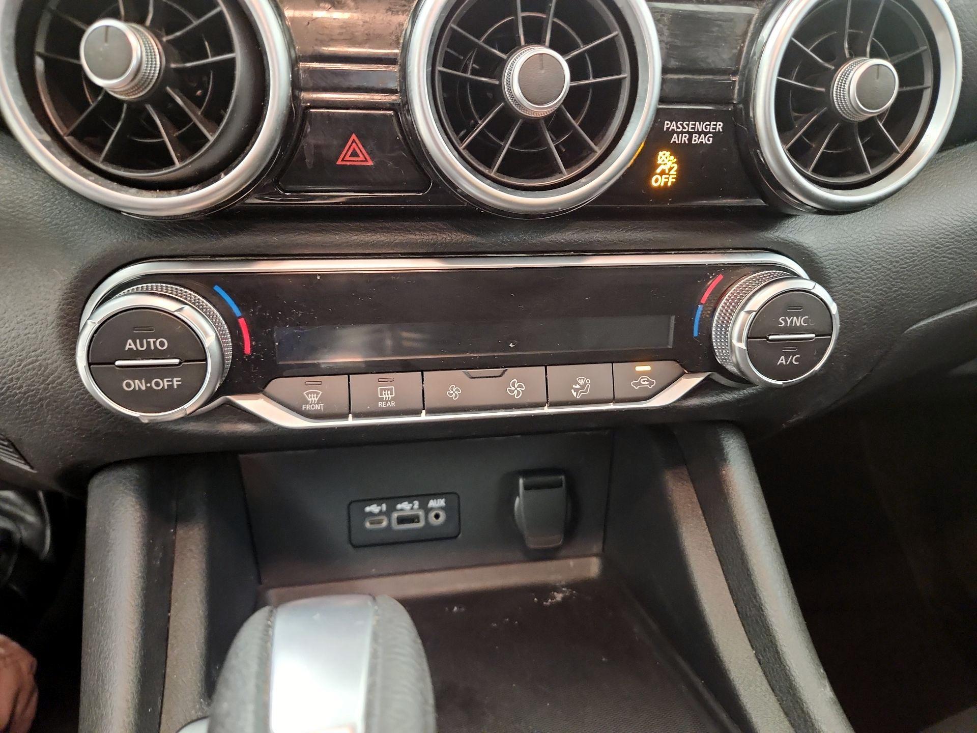 Thumbnail: 2020 Nissan Sentra - 16