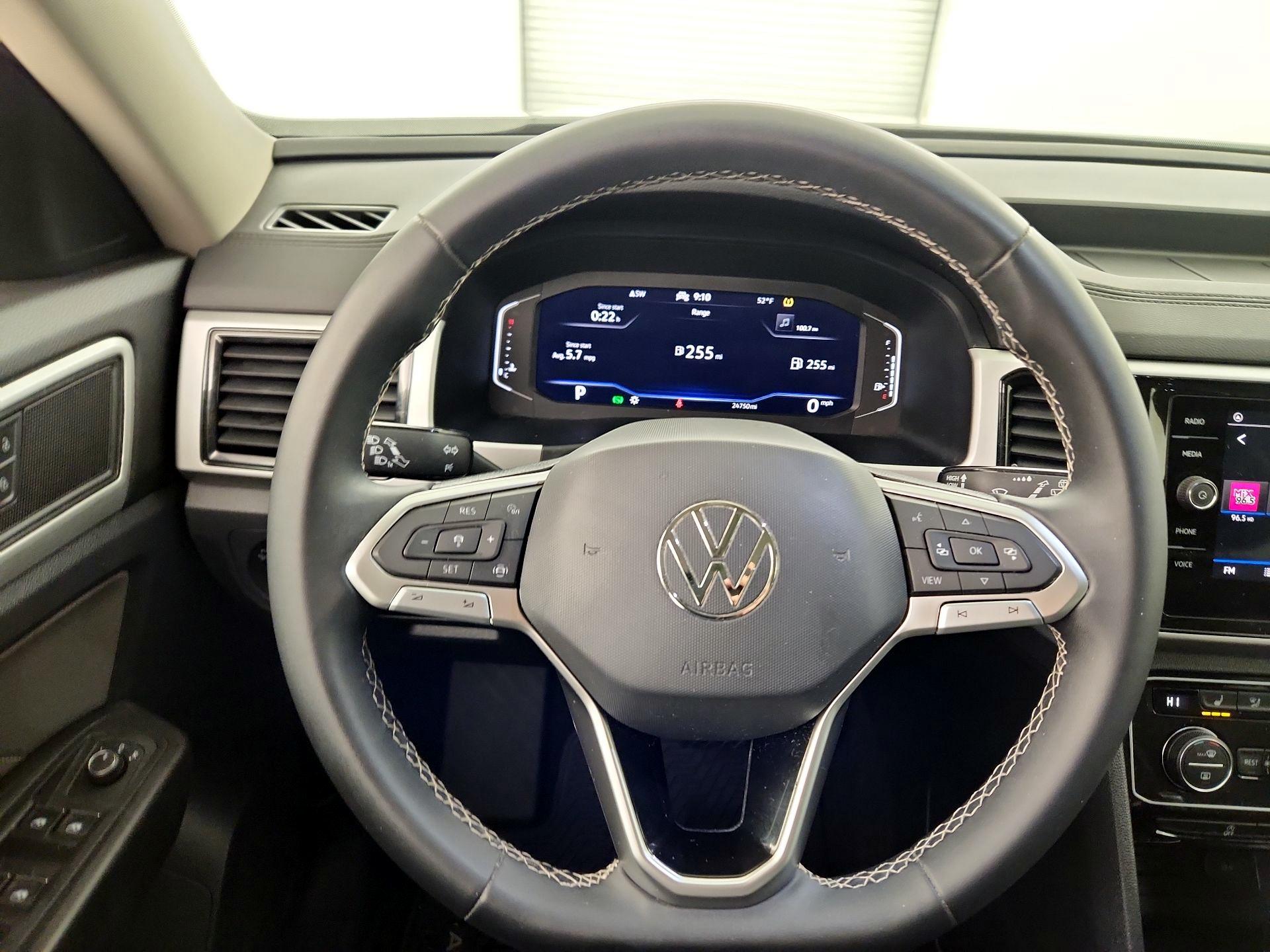 Thumbnail: 2022 Volkswagen Atlas - 10