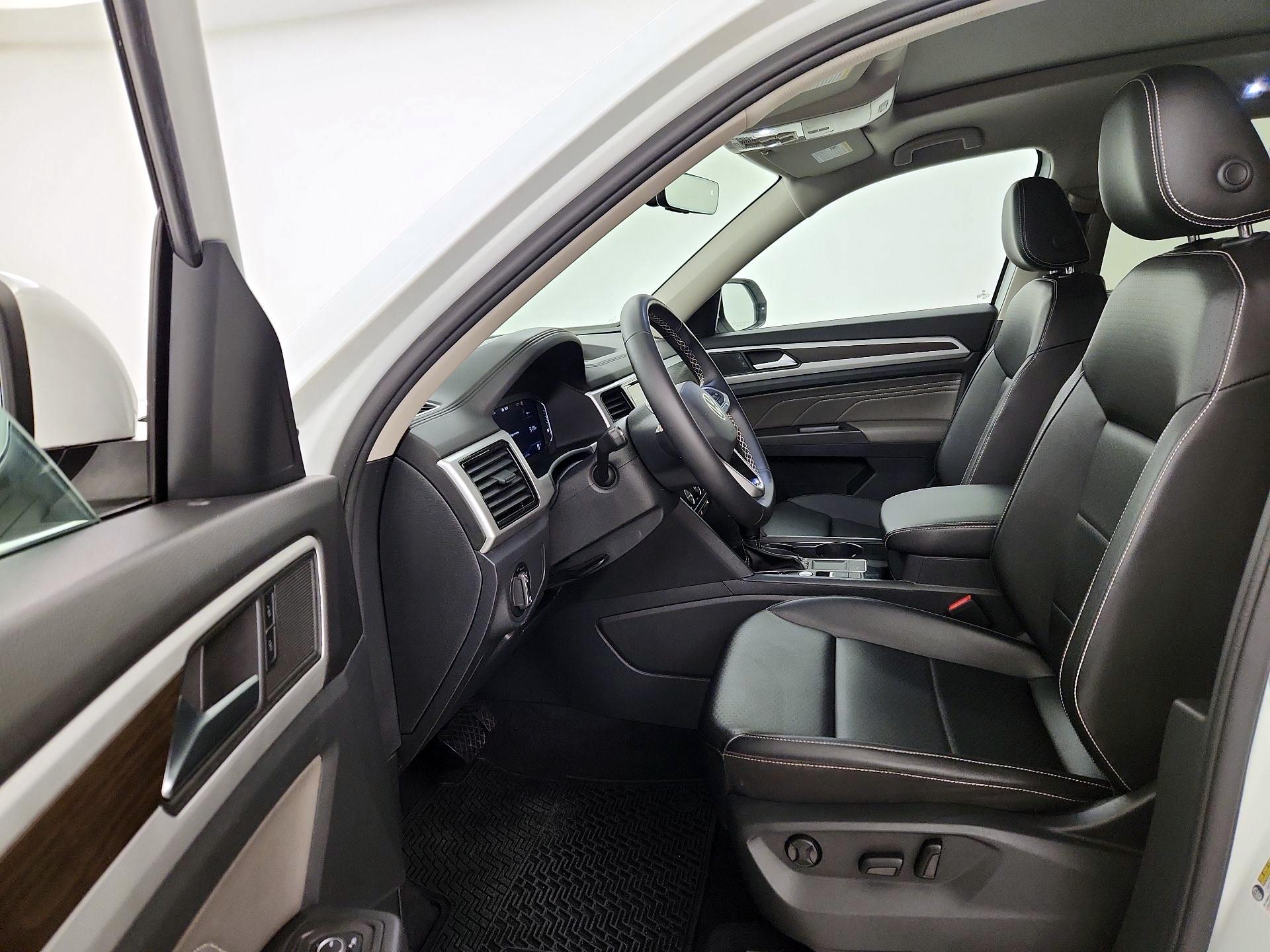 Thumbnail: 2022 Volkswagen Atlas - 11