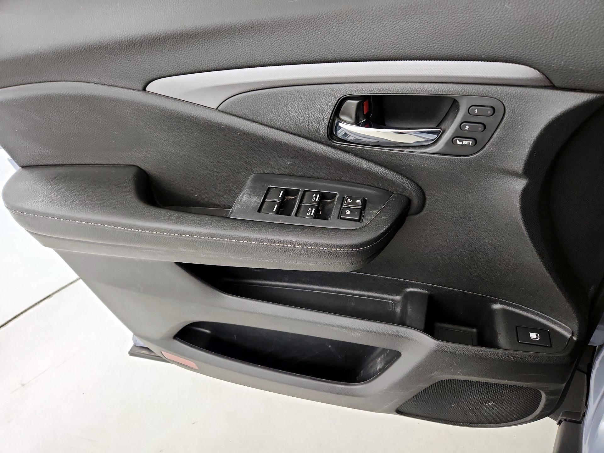 Thumbnail: 2023 Honda Ridgeline - 12