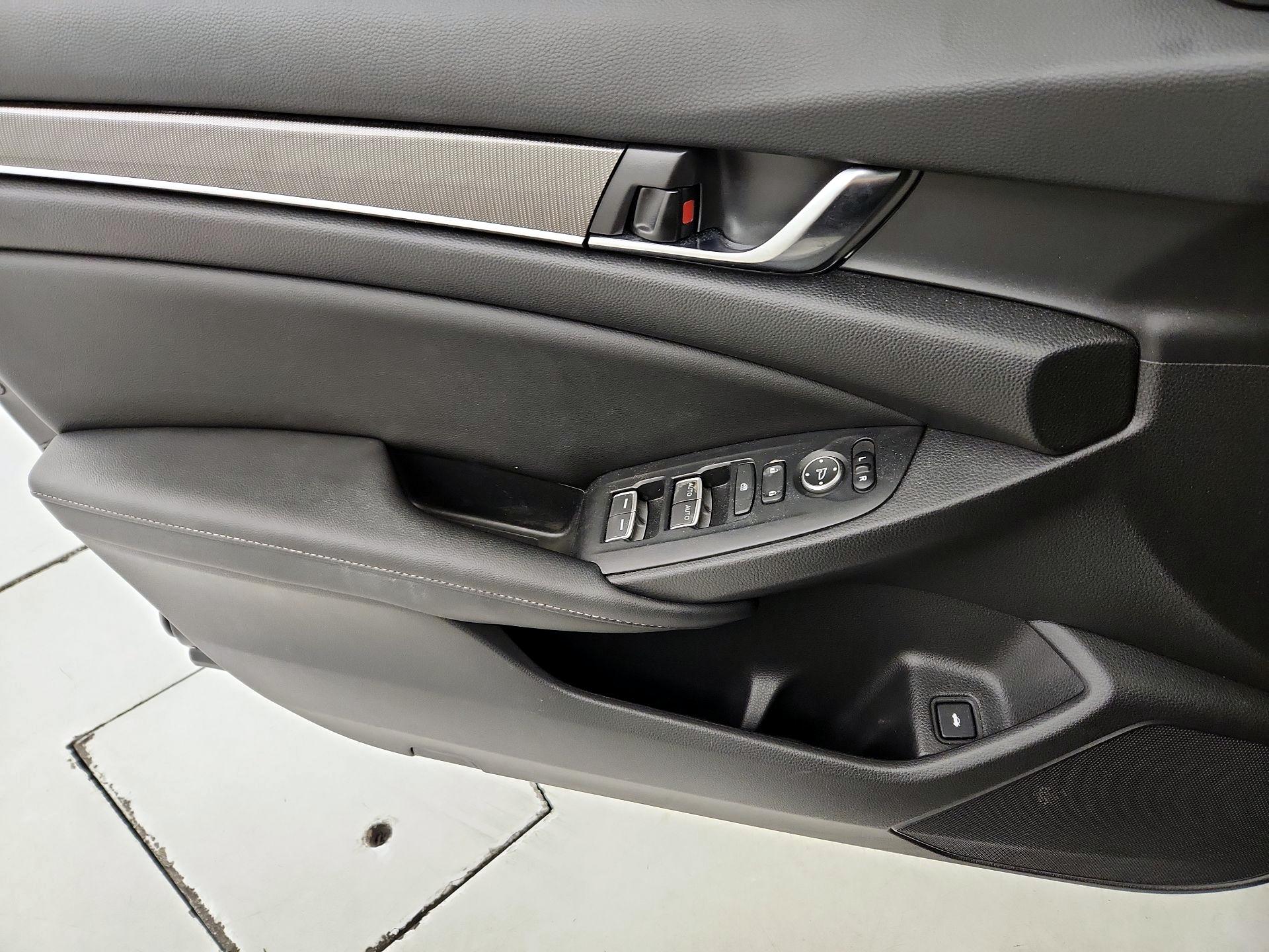 Thumbnail: 2022 Honda Accord - 12