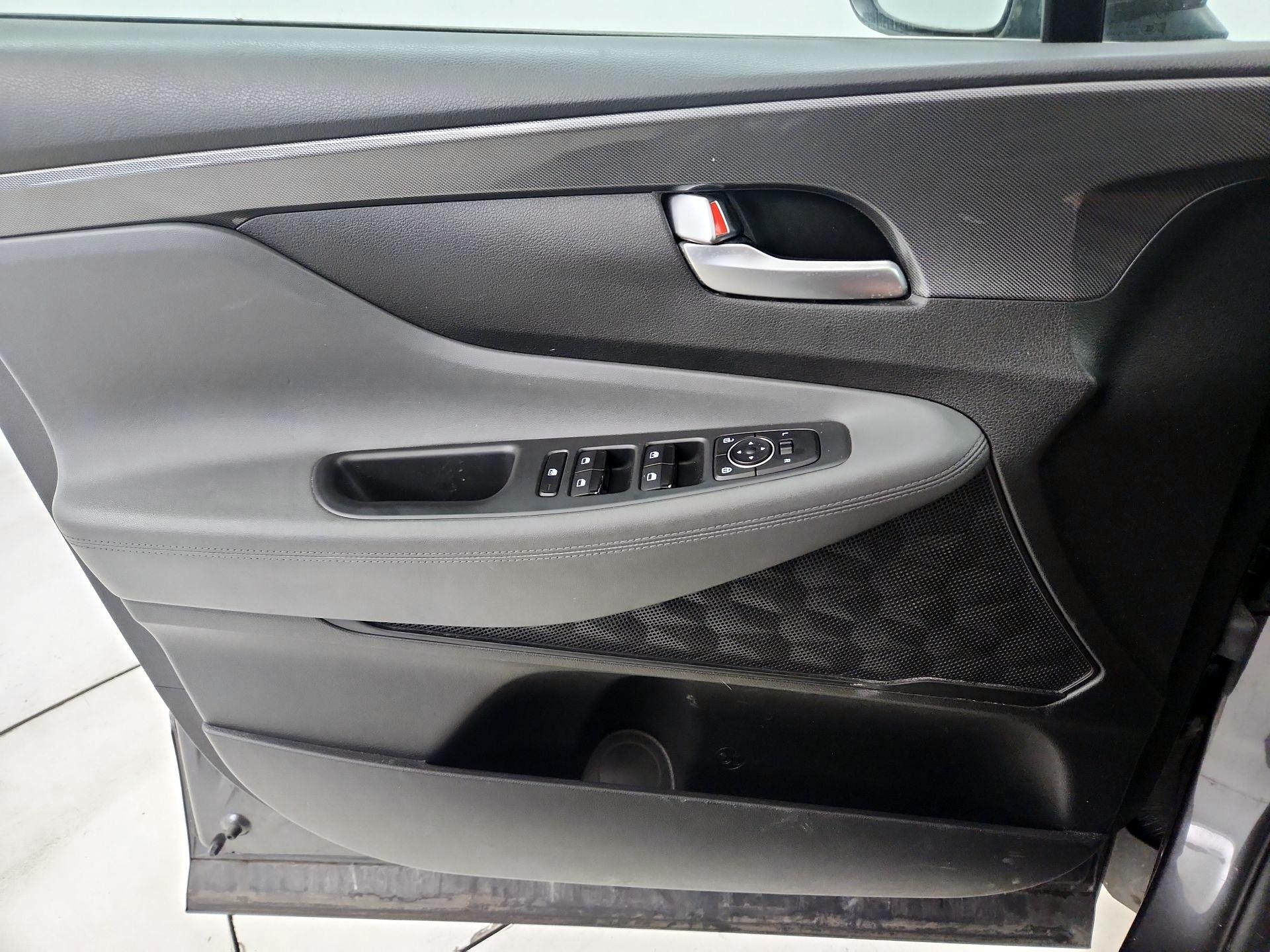 Thumbnail: 2021 Hyundai Santa Fe - 12