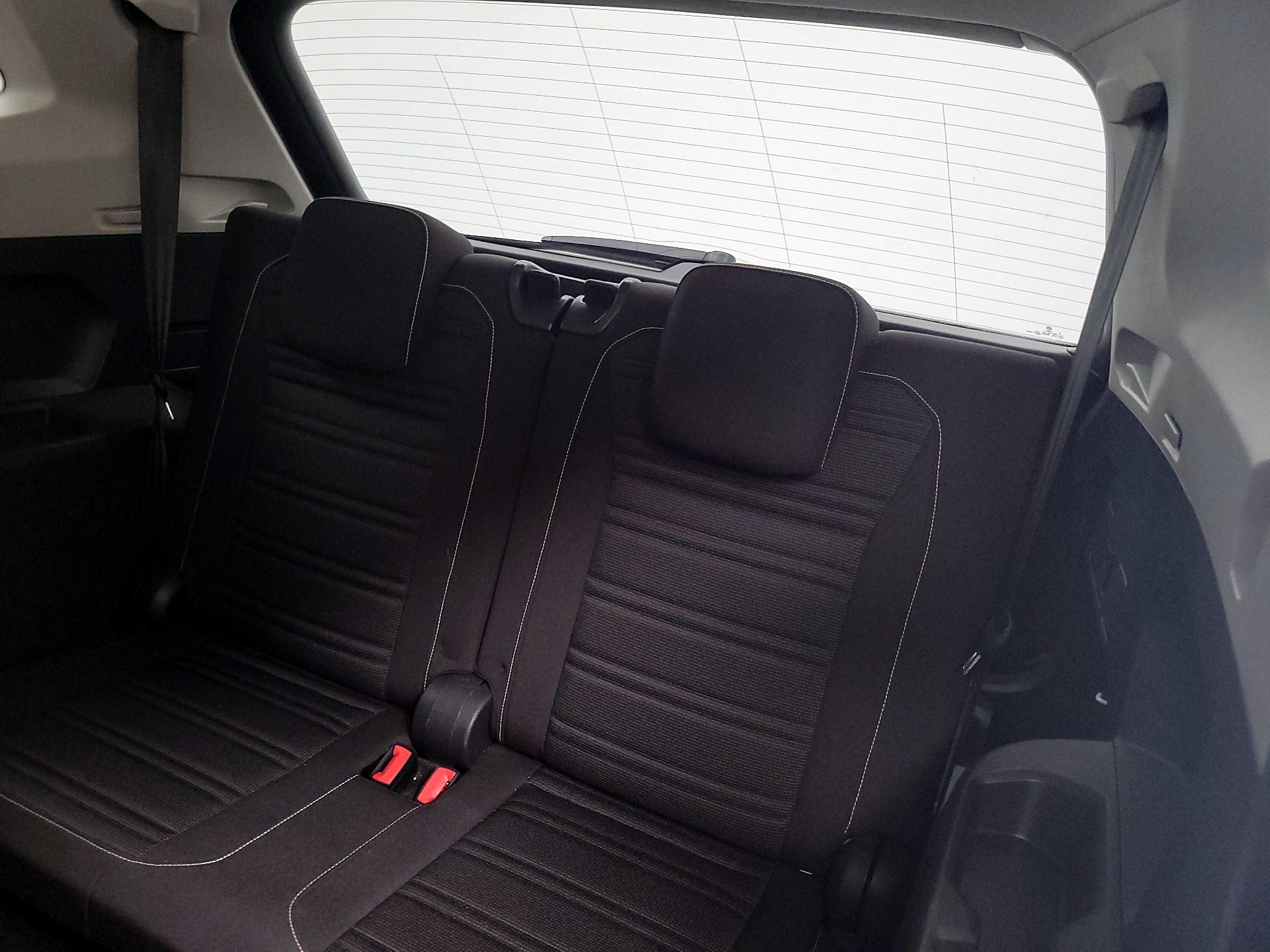 Thumbnail: 2022 Volkswagen Tiguan - 20