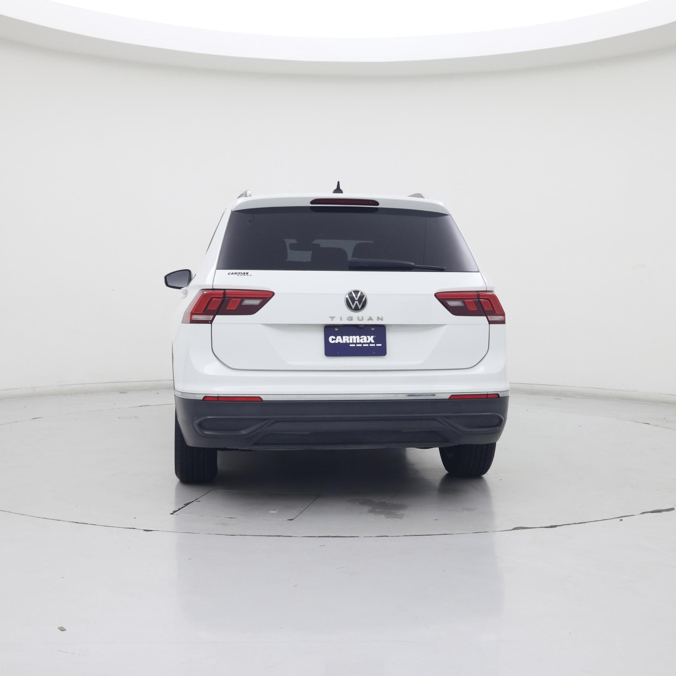 Thumbnail: 2022 Volkswagen Tiguan - 6