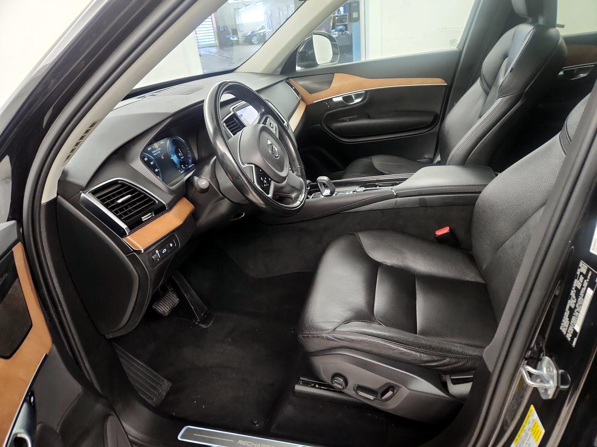 Thumbnail: 2022 Volvo XC90 - 9