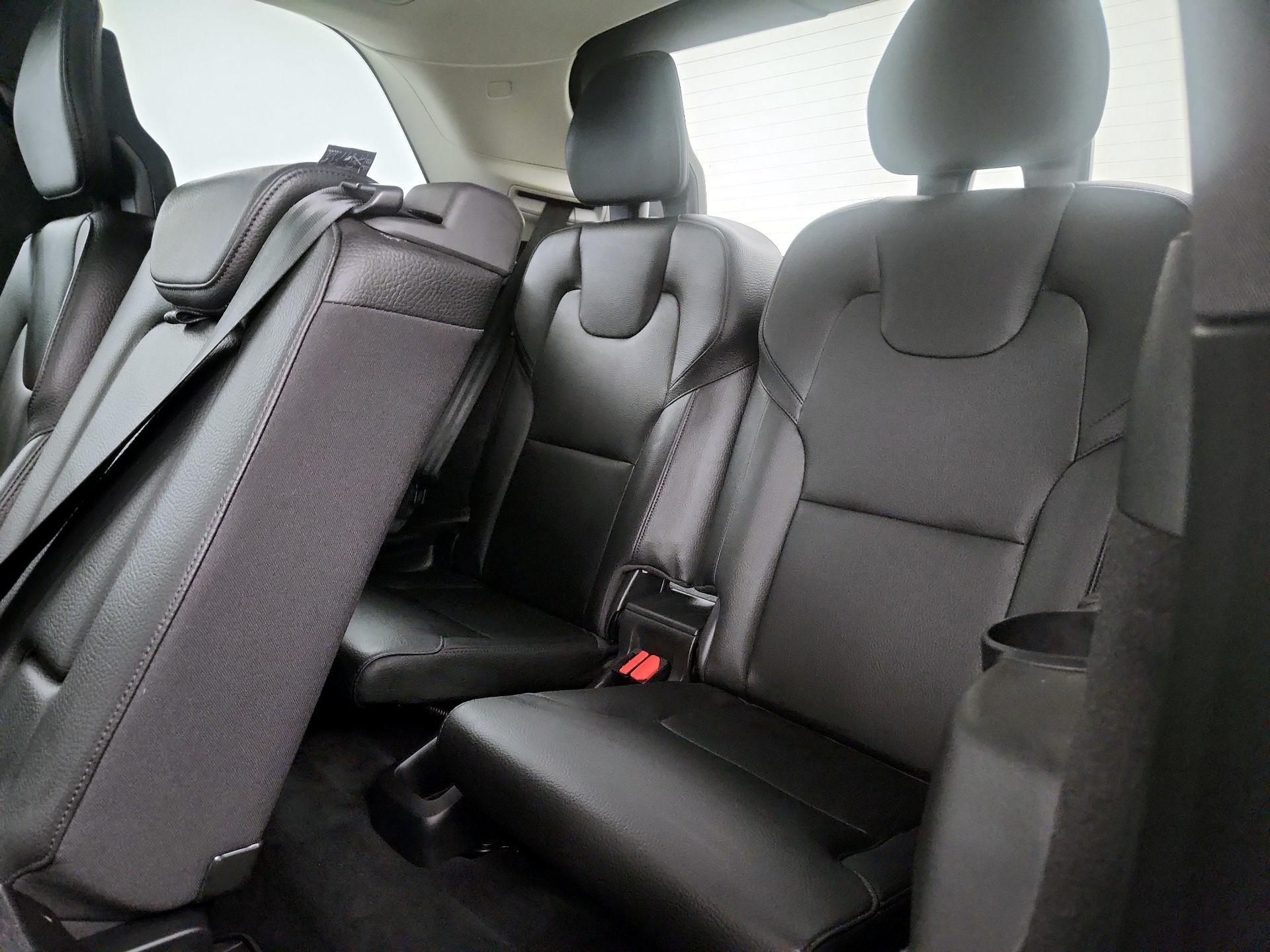 Thumbnail: 2022 Volvo XC90 - 19