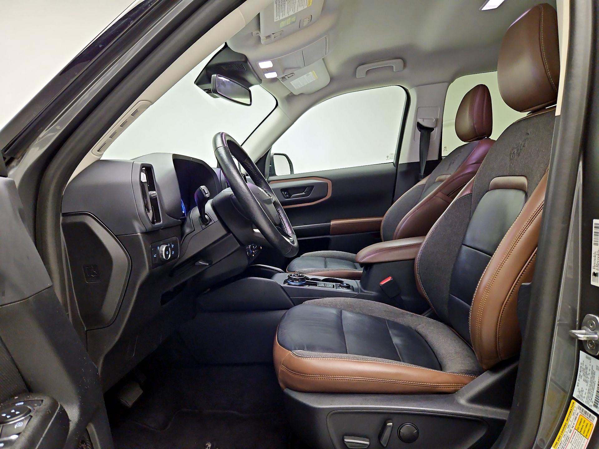 Thumbnail: 2022 Ford Bronco Sport - 11