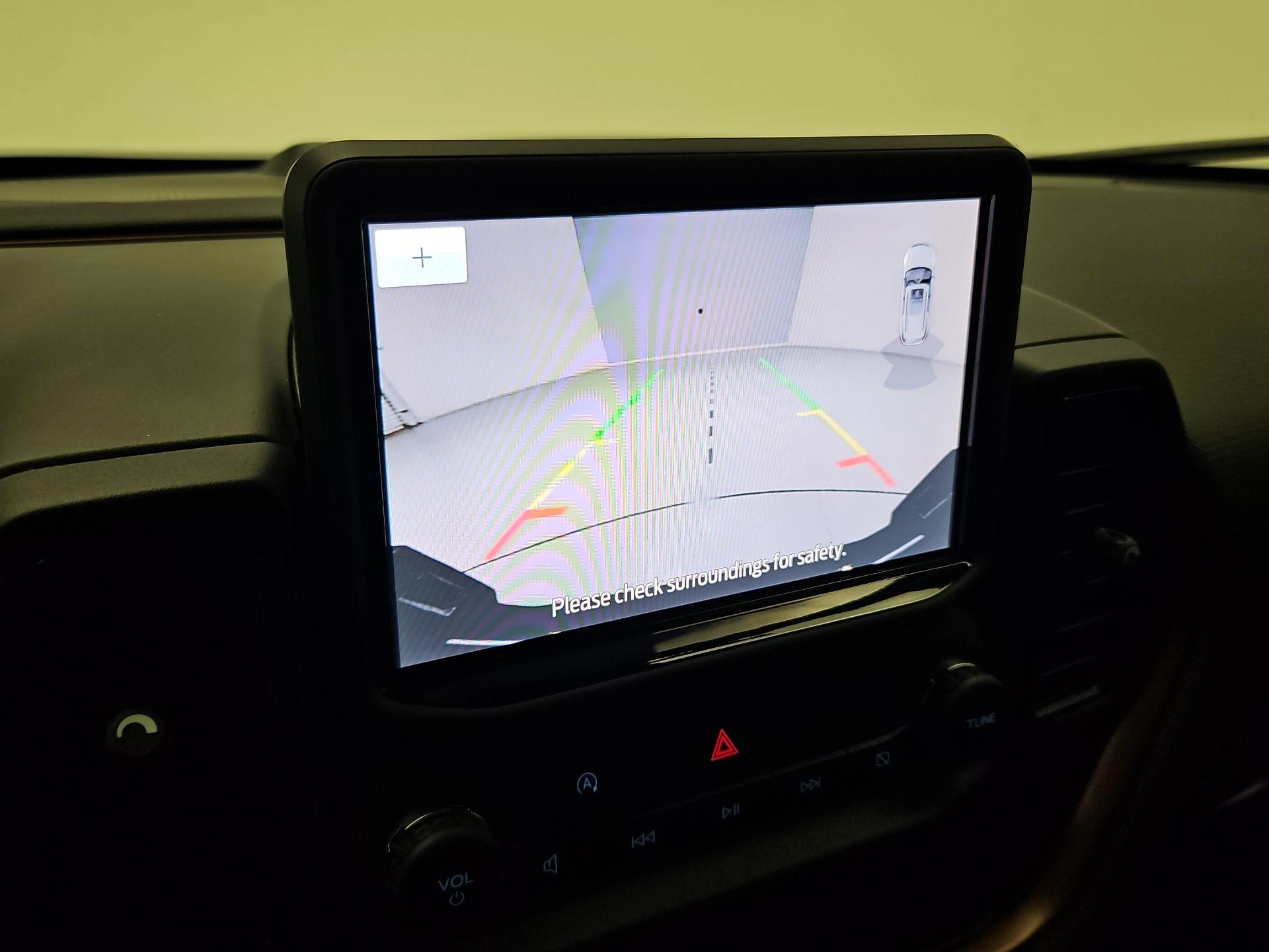 Thumbnail: 2022 Ford Bronco Sport - 14