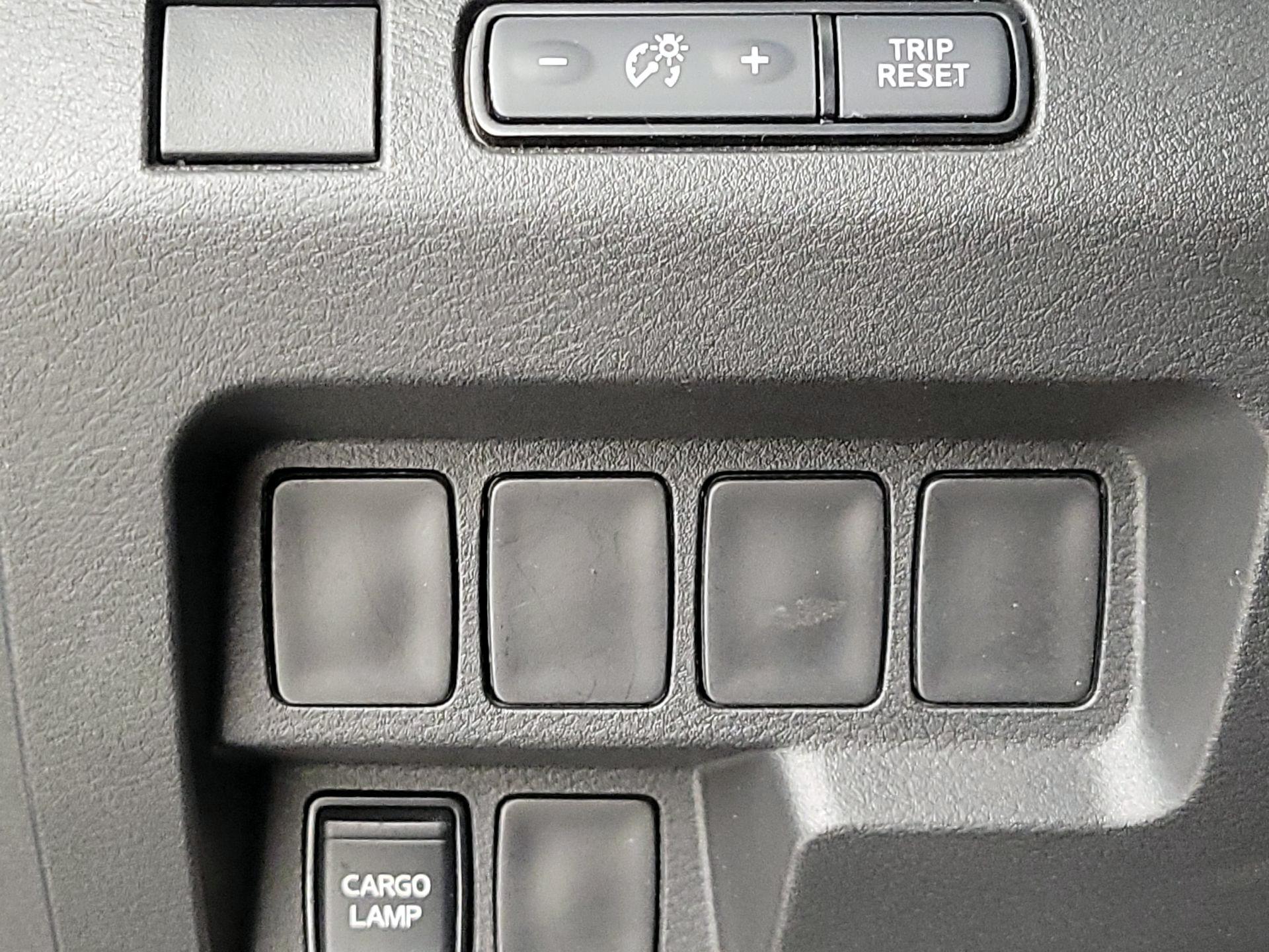 Thumbnail: 2024 Nissan Frontier - 13