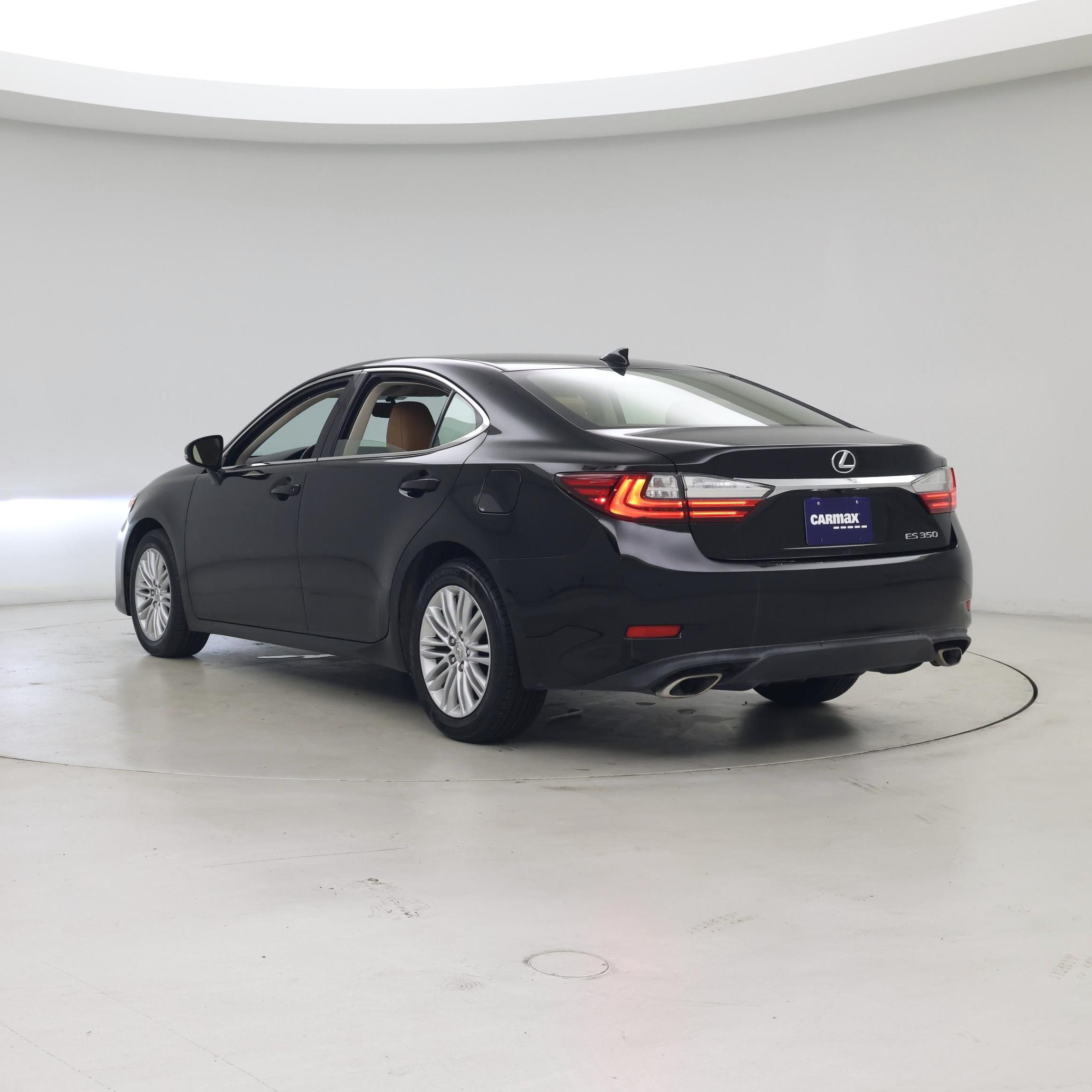 Thumbnail: 2016 Lexus ES - 2