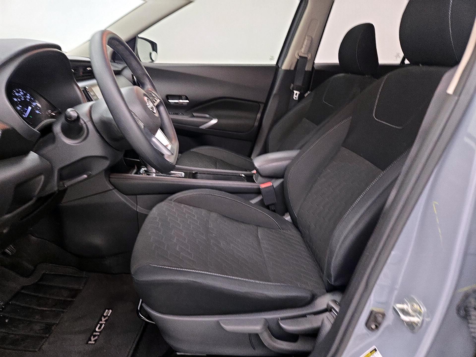 Thumbnail: 2023 Nissan Kicks - 11