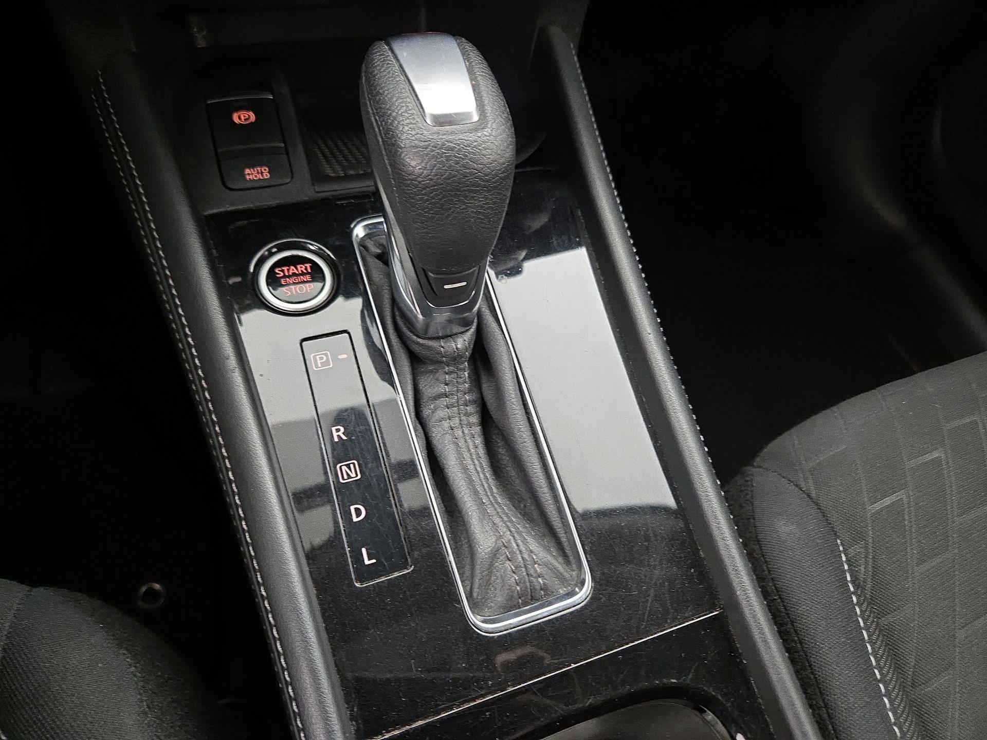 Thumbnail: 2023 Nissan Kicks - 16