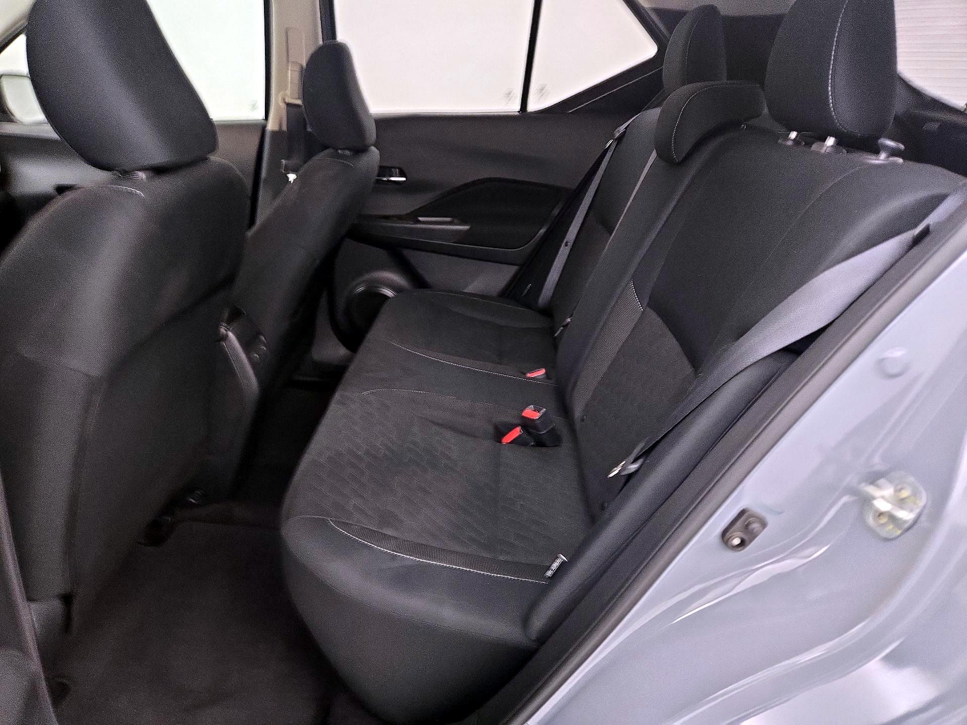 Thumbnail: 2023 Nissan Kicks - 18