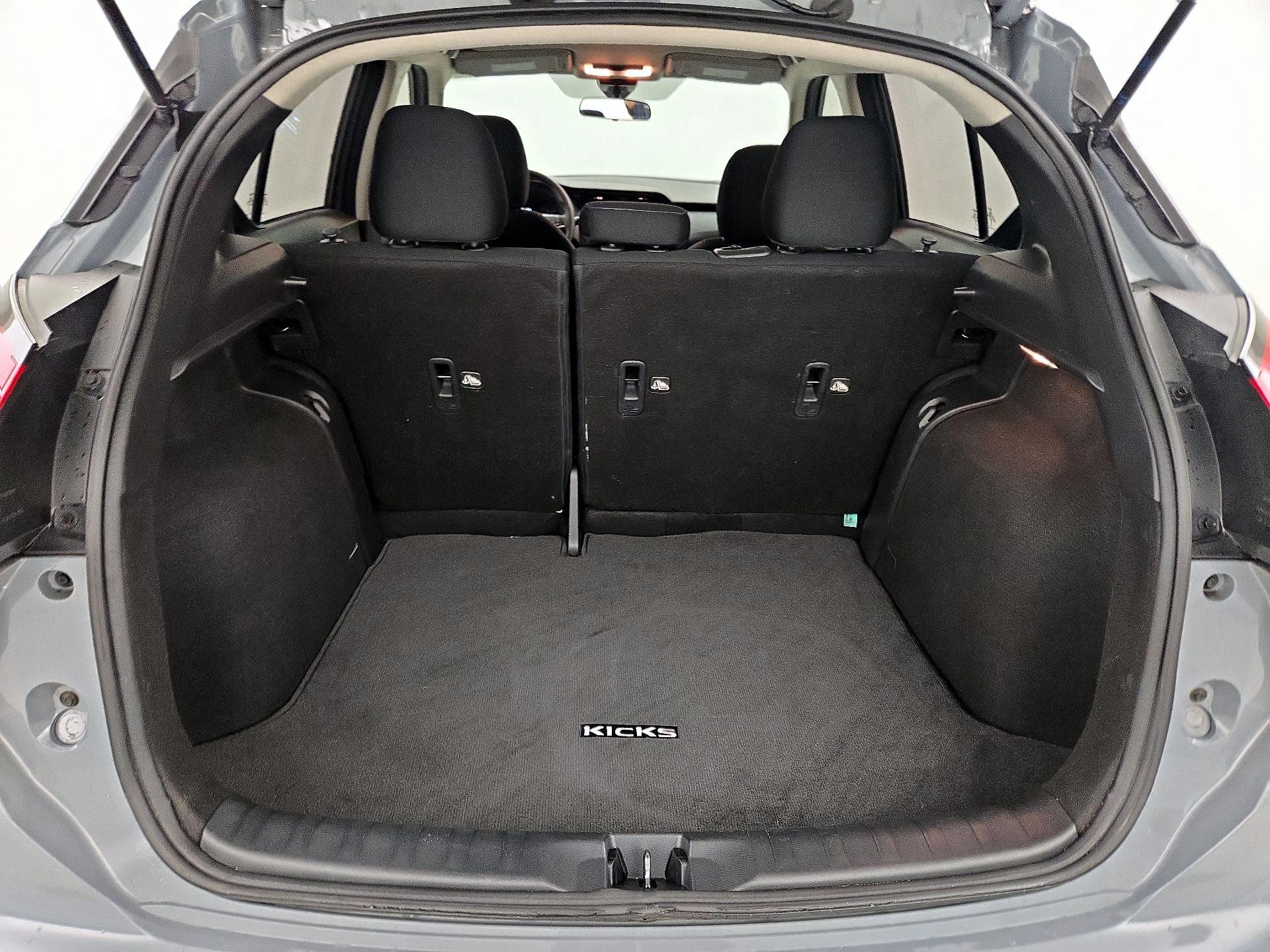 Thumbnail: 2023 Nissan Kicks - 19