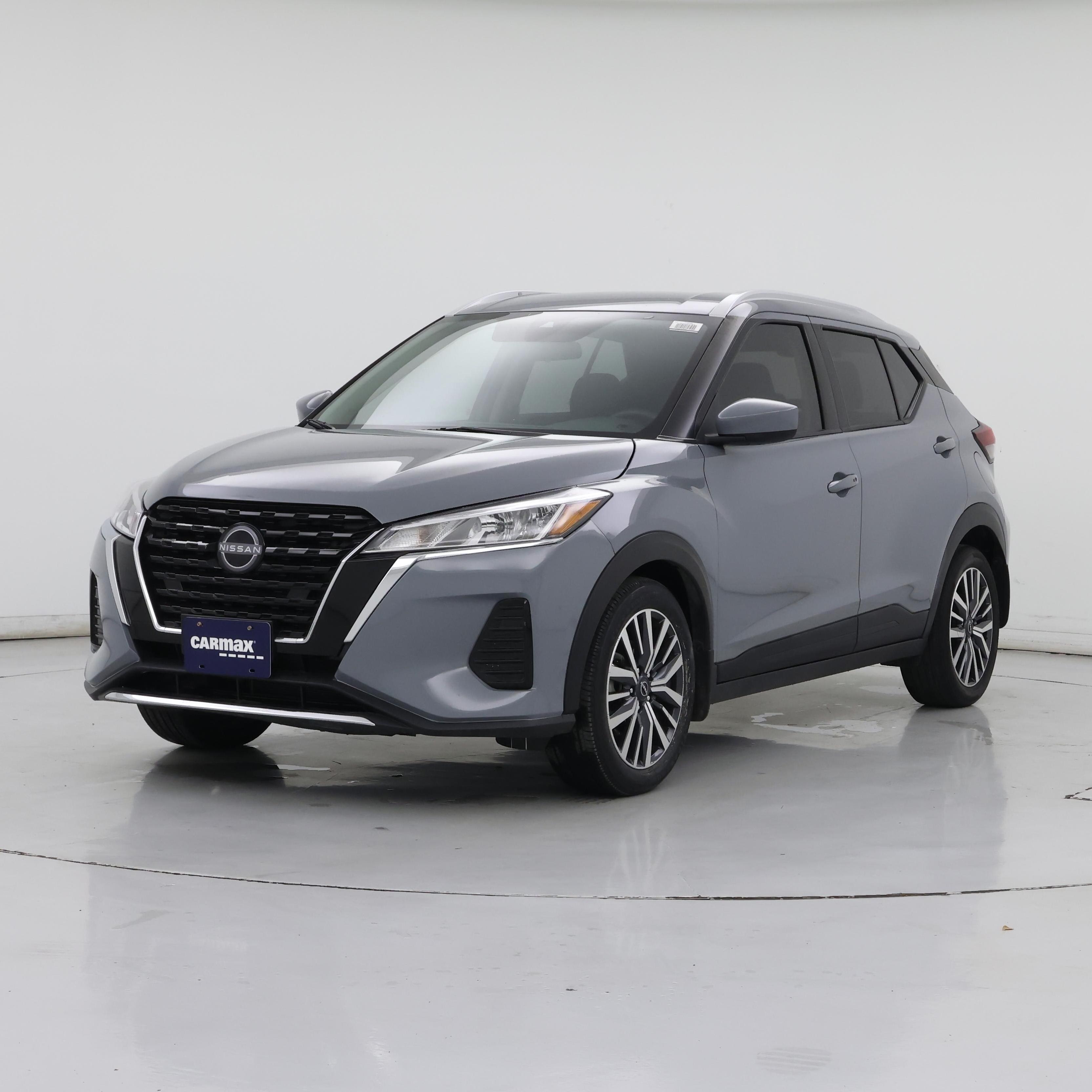 Thumbnail: 2023 Nissan Kicks - 4