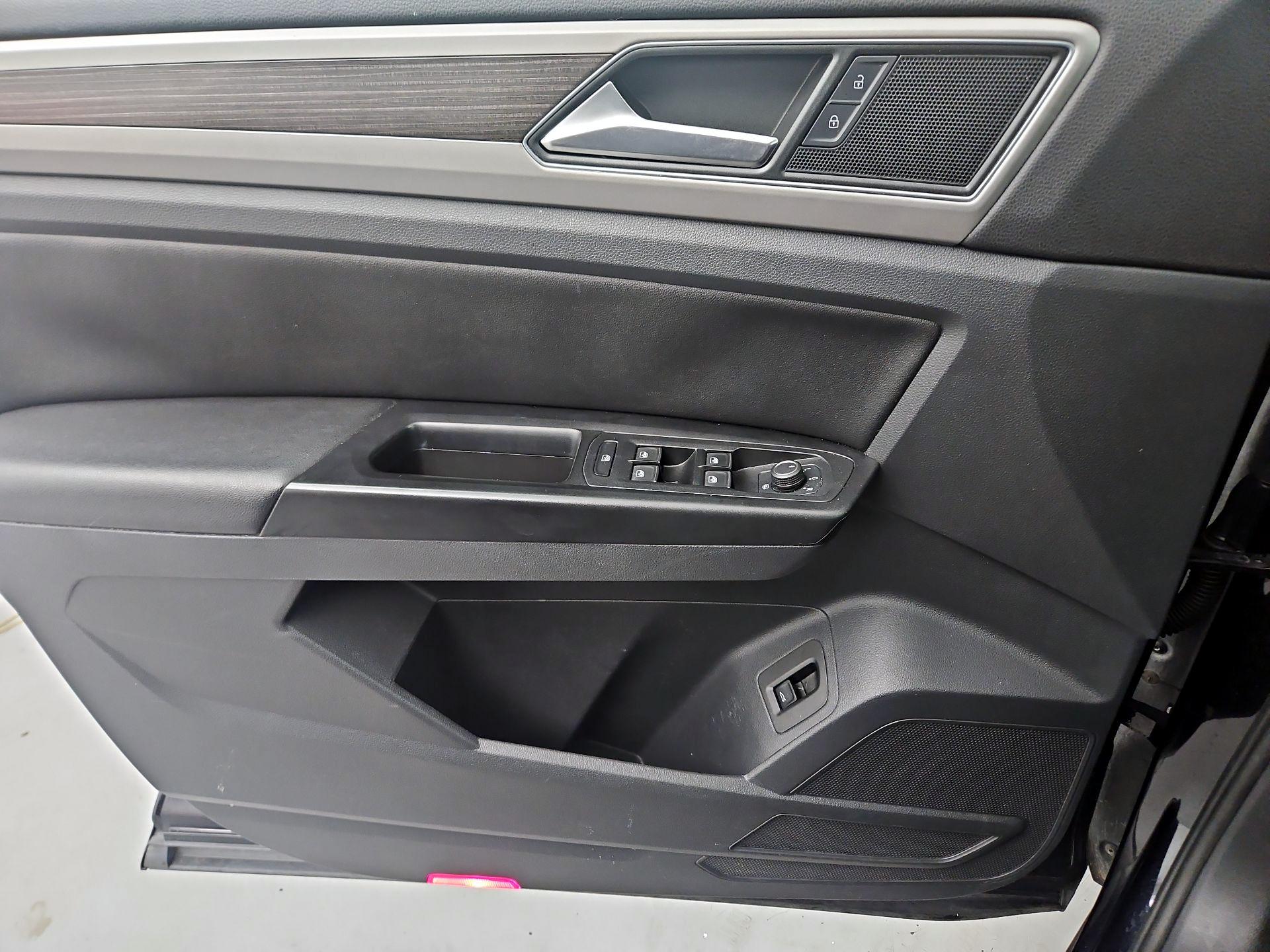 Thumbnail: 2019 Volkswagen Atlas - 12