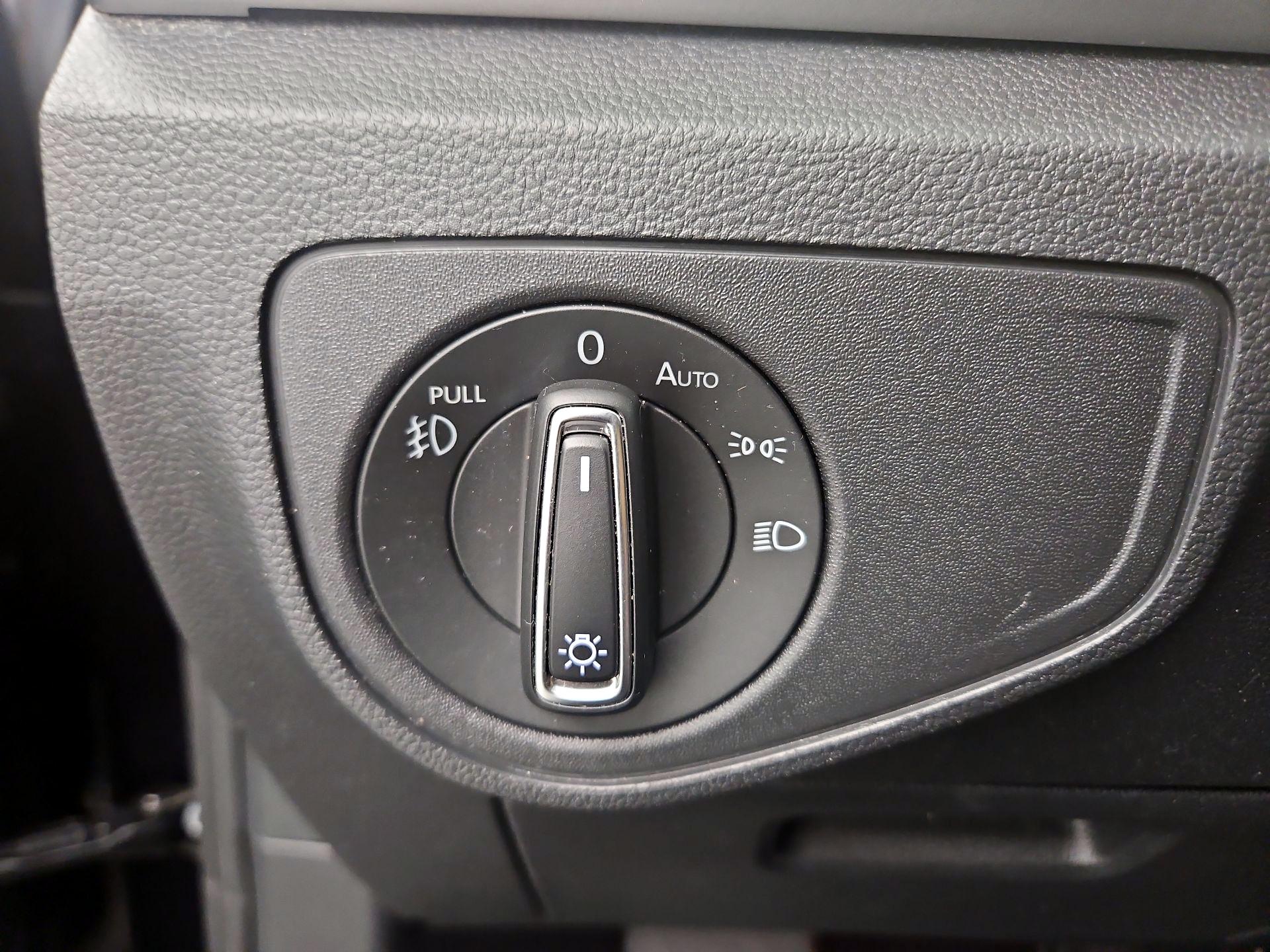 Thumbnail: 2019 Volkswagen Atlas - 13