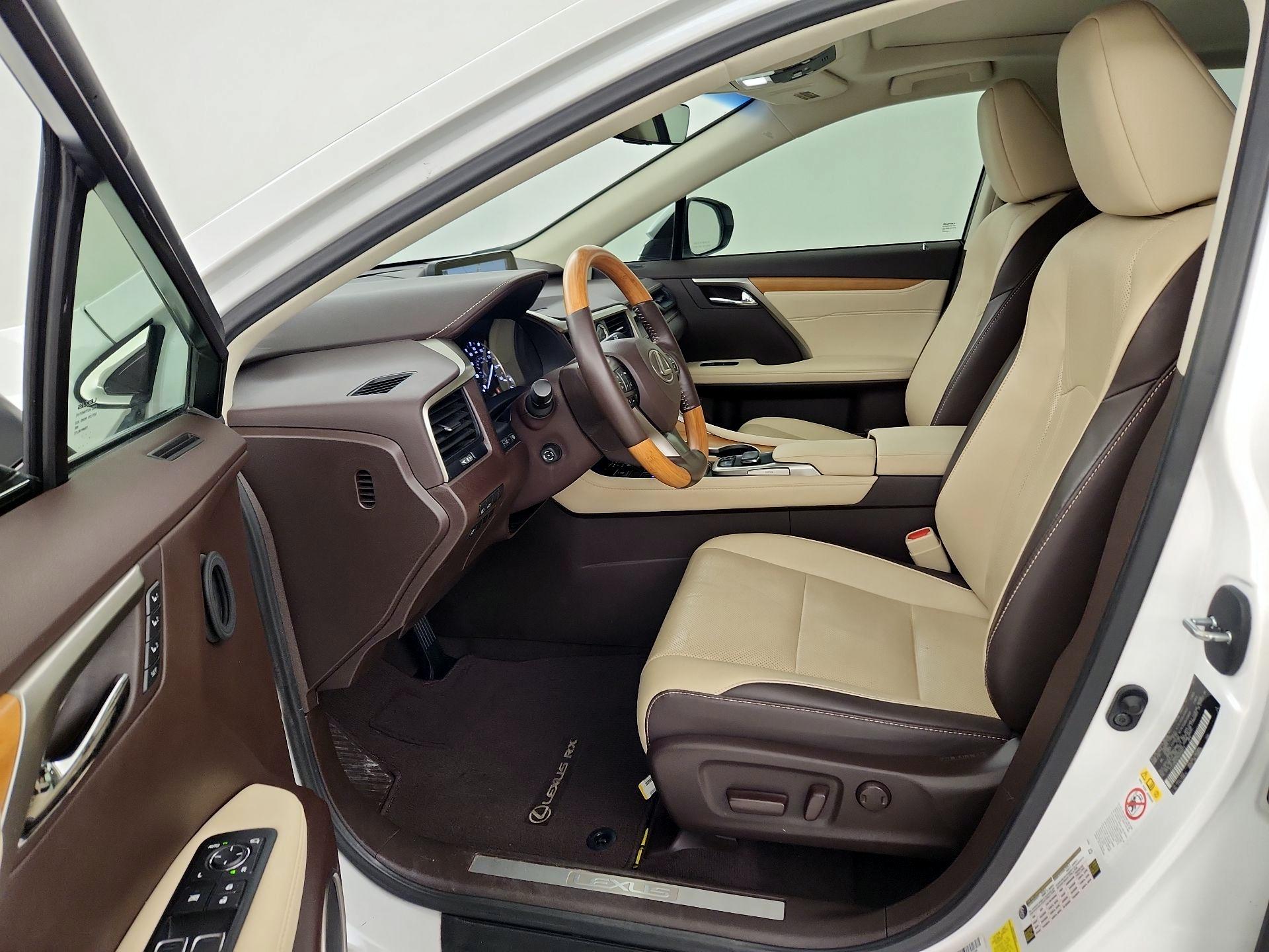 Thumbnail: 2017 Lexus RX - 11