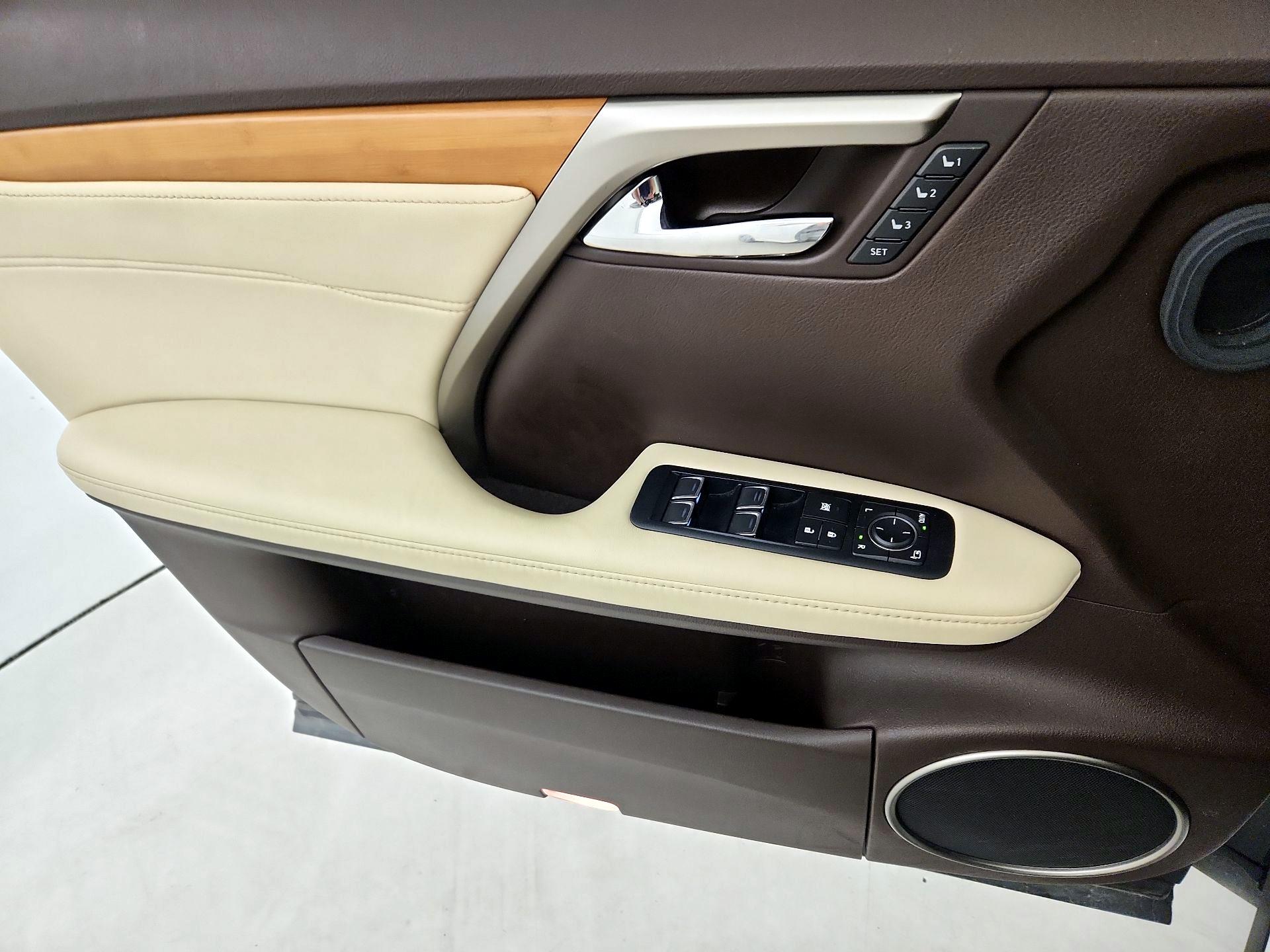 Thumbnail: 2017 Lexus RX - 12