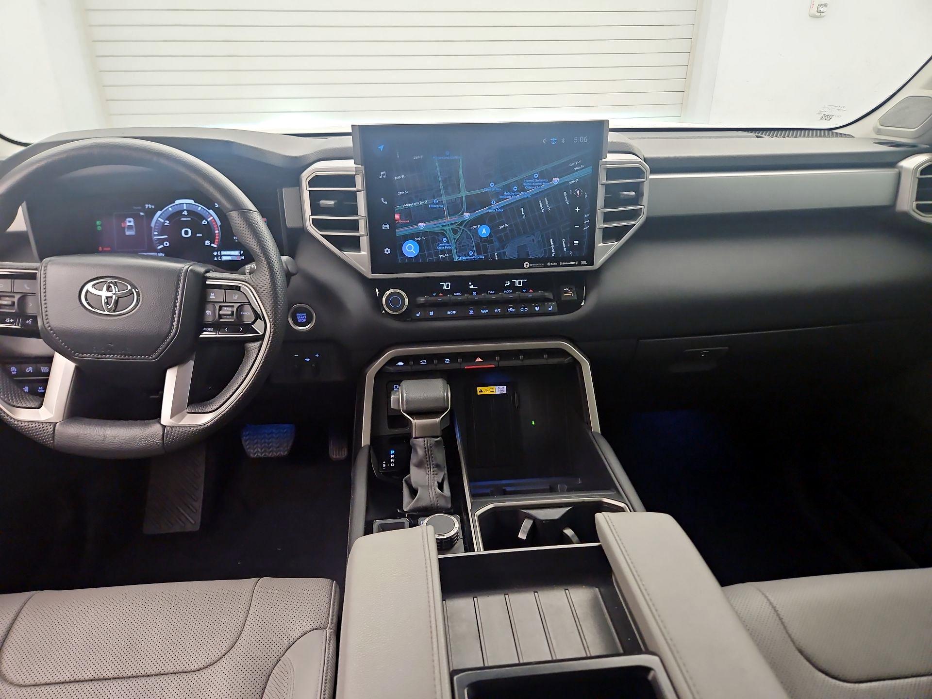 Thumbnail: 2024 Toyota Tundra - 9