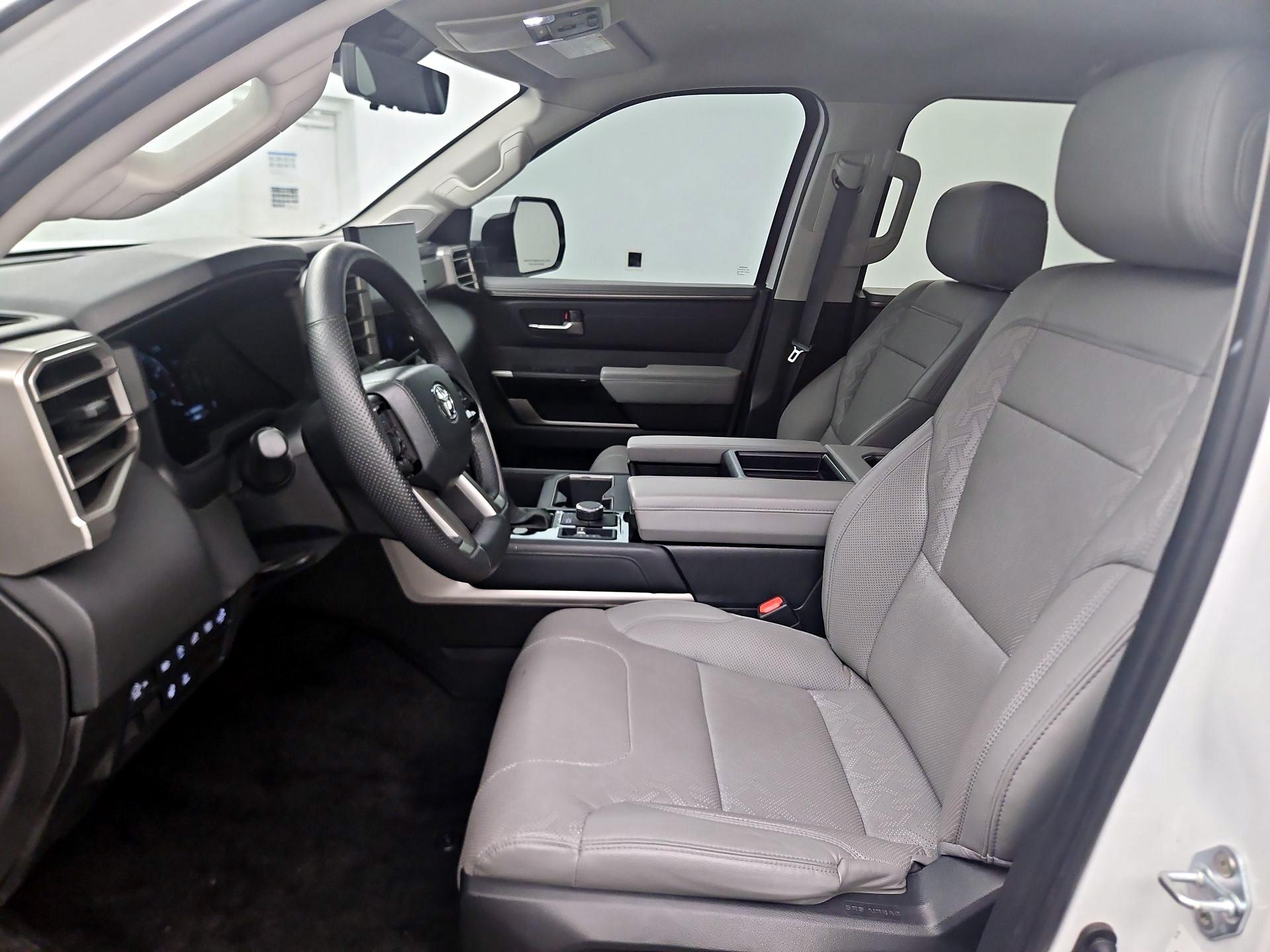 Thumbnail: 2024 Toyota Tundra - 11