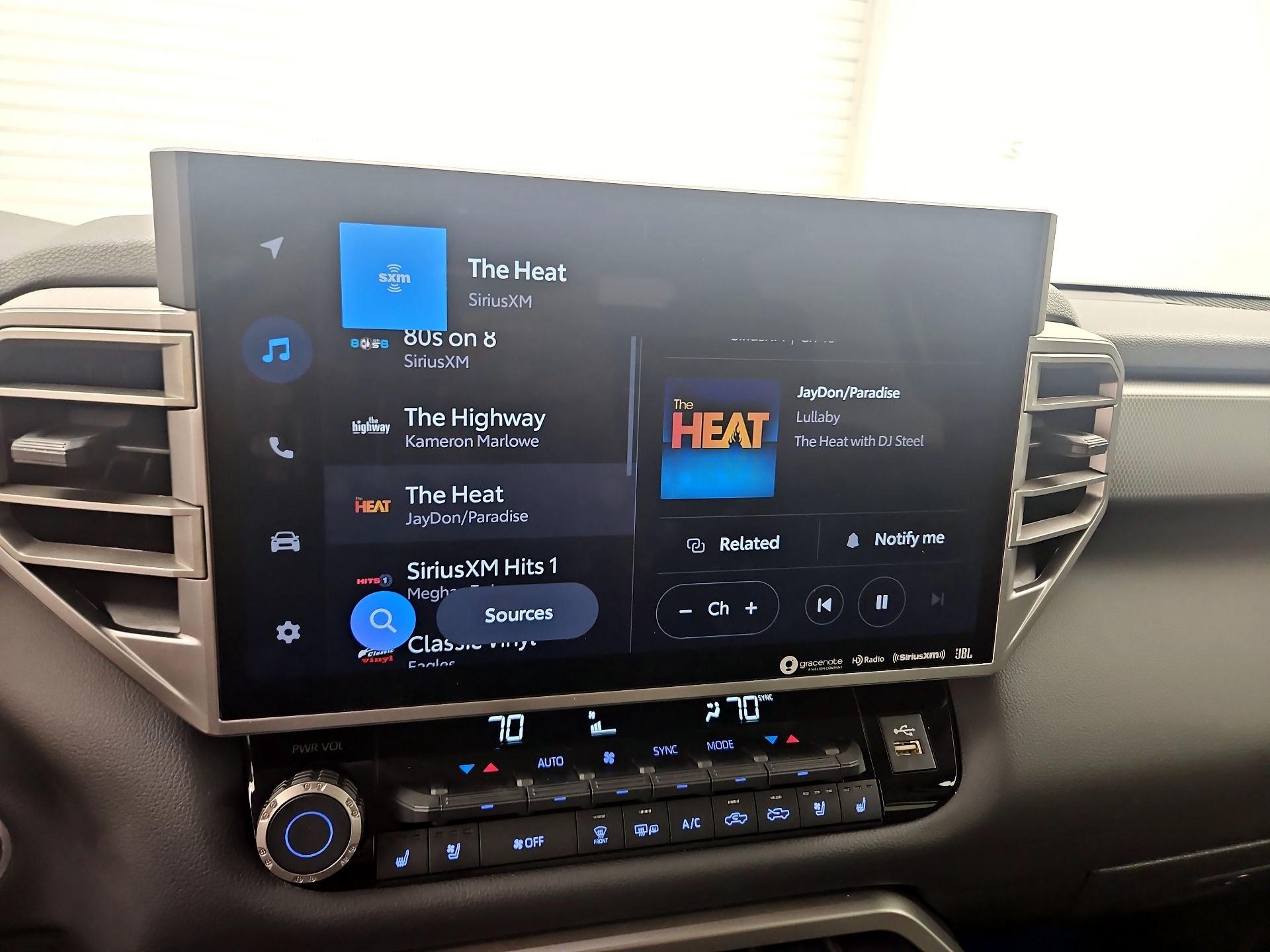 Thumbnail: 2024 Toyota Tundra - 16