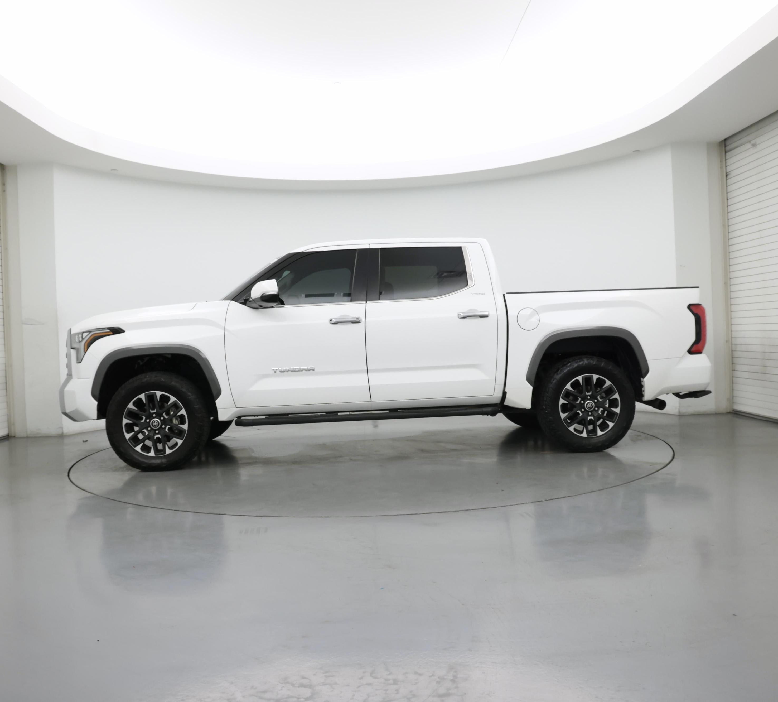 Thumbnail: 2024 Toyota Tundra - 3