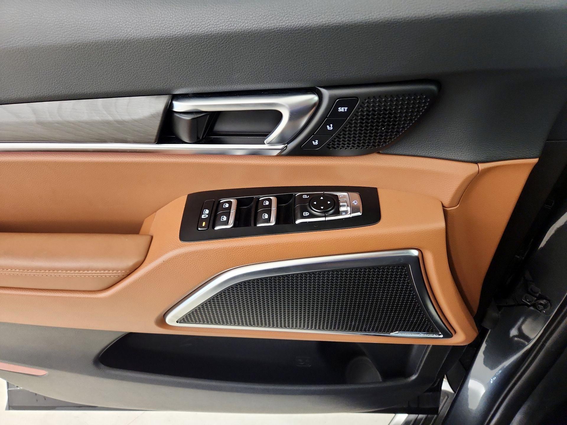 Thumbnail: 2024 Kia Telluride - 12