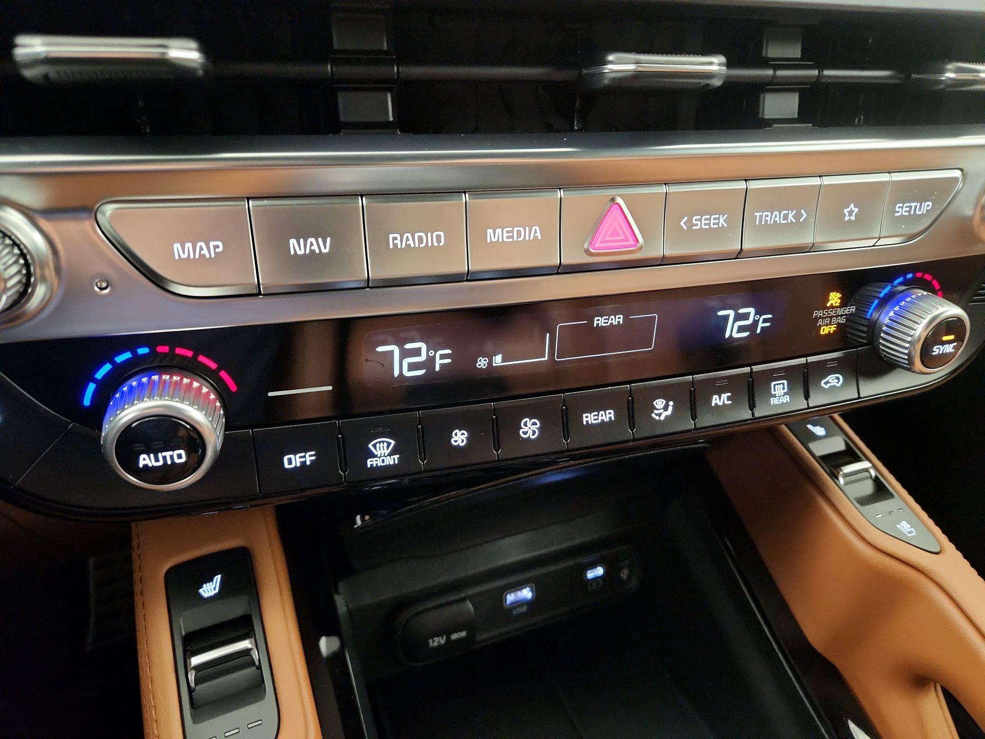 Thumbnail: 2024 Kia Telluride - 17