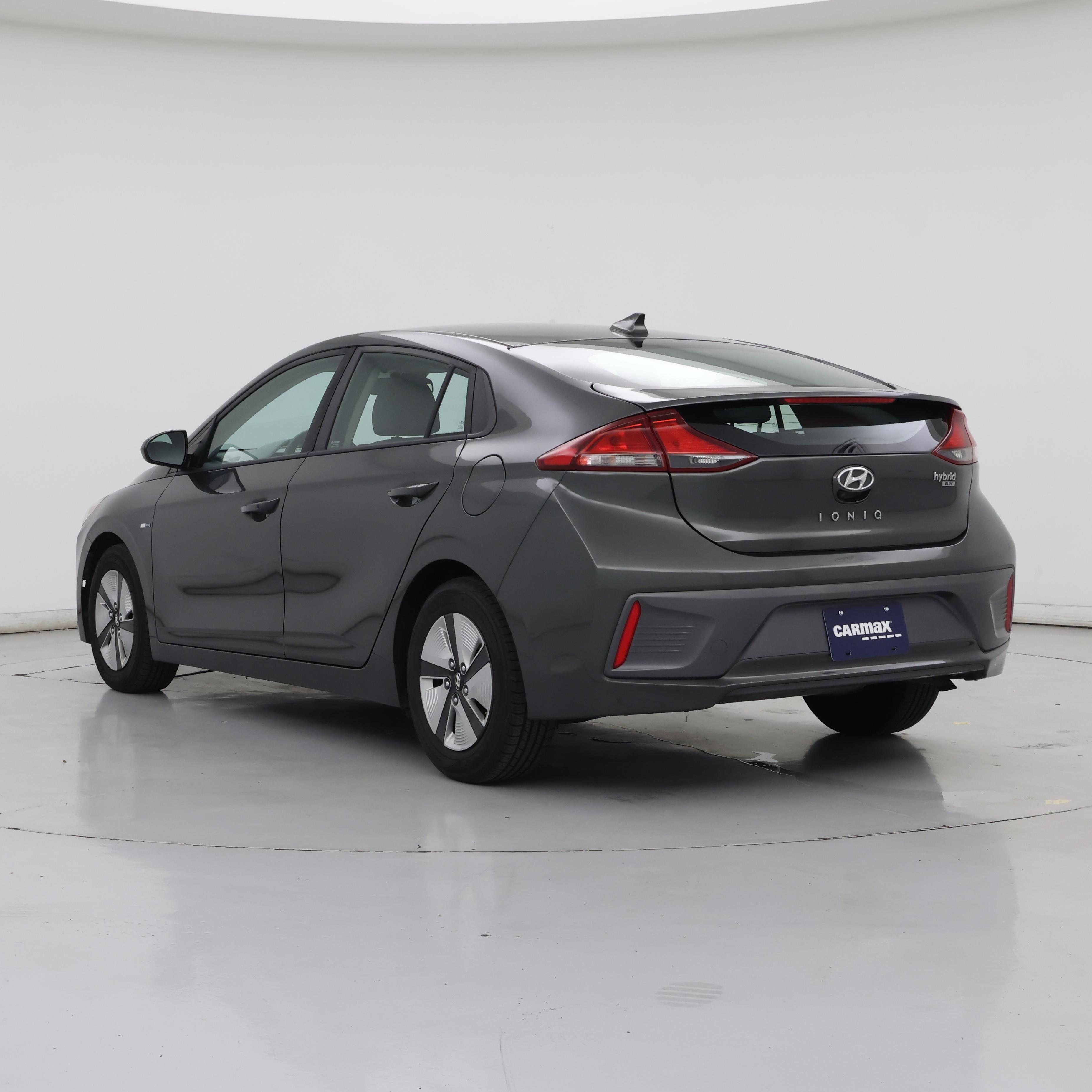 Thumbnail: 2020 Hyundai Ioniq - 2
