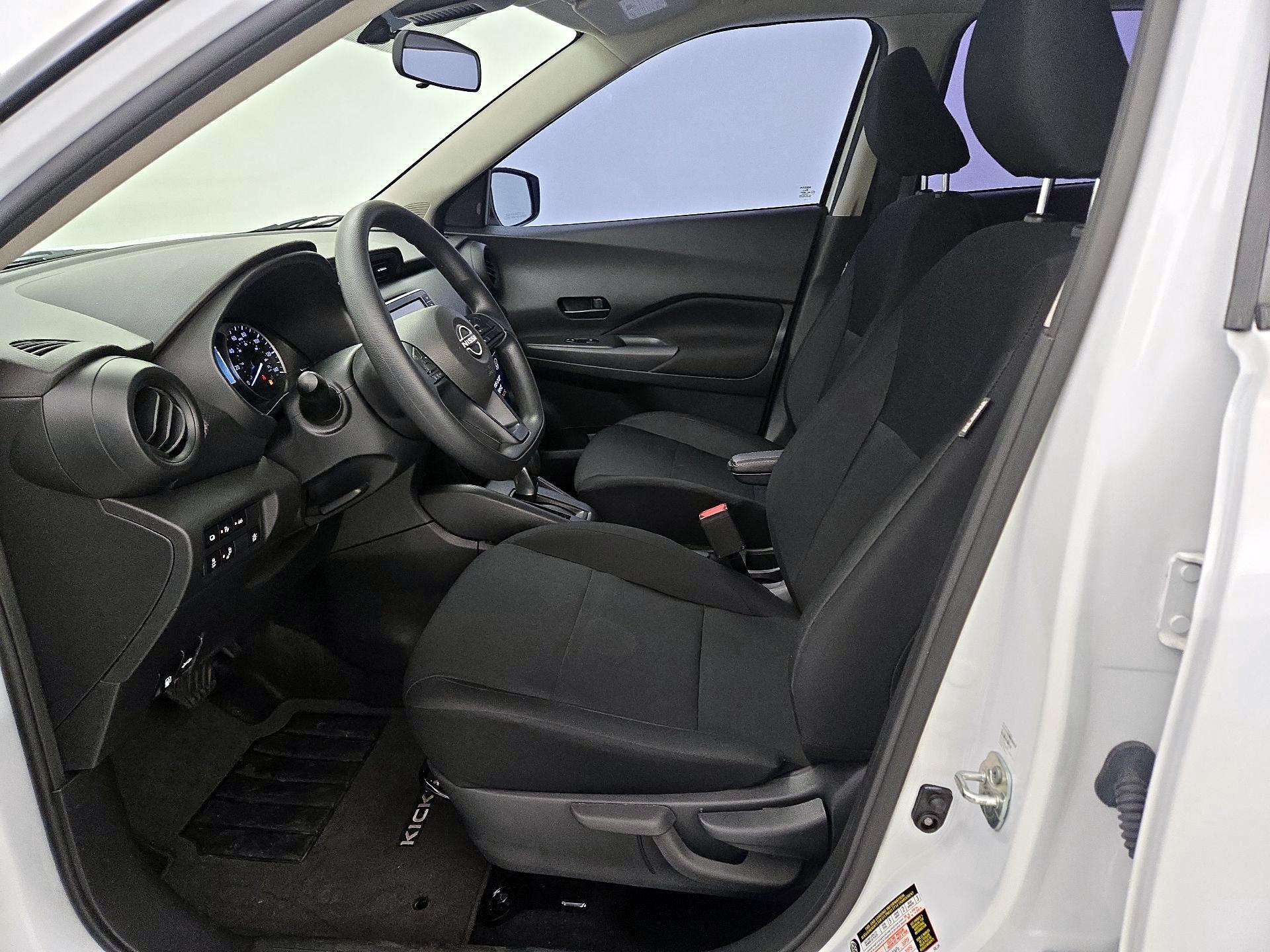 Thumbnail: 2025 Nissan Kicks - 11