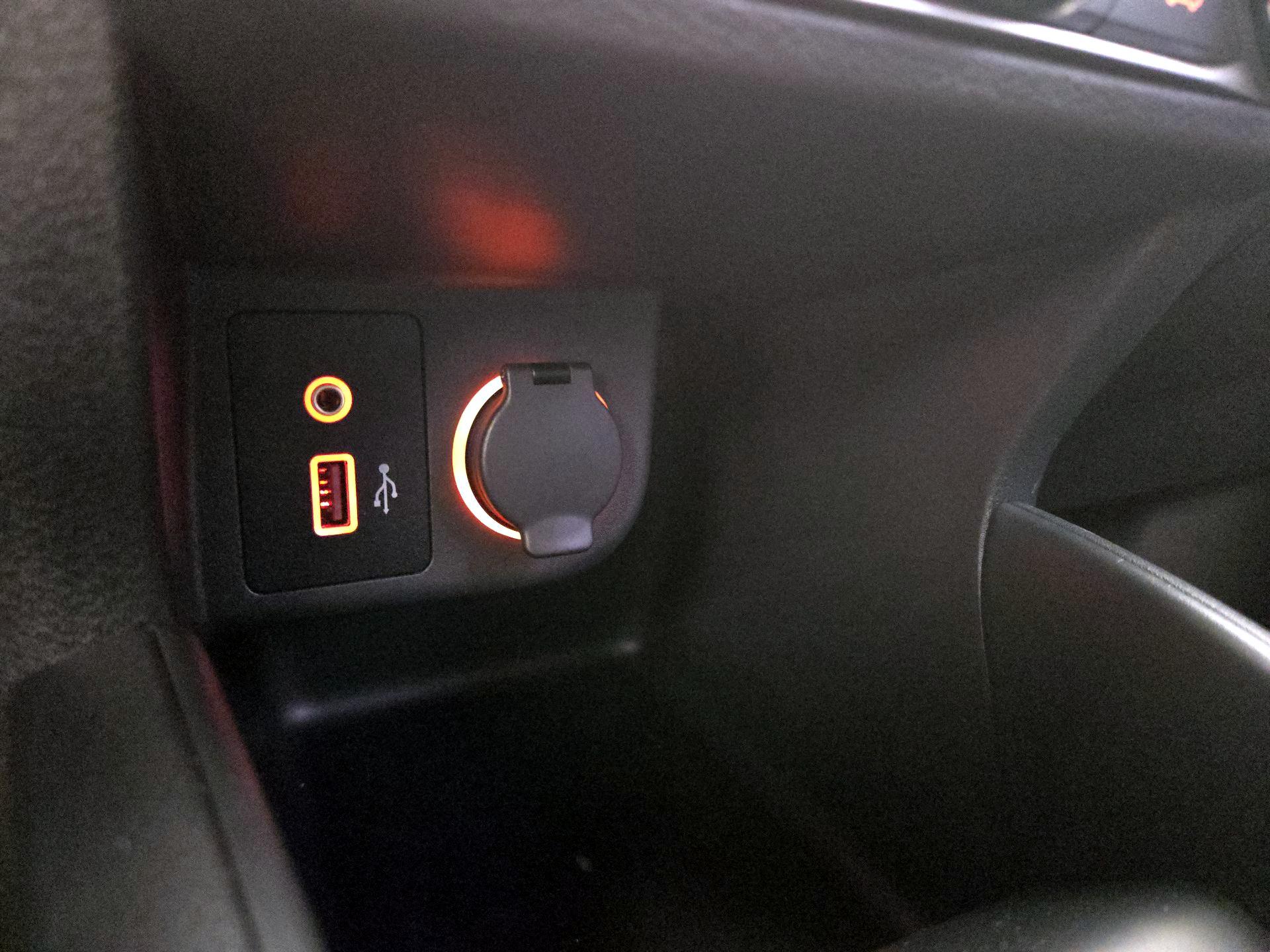 Thumbnail: 2025 Nissan Kicks - 18