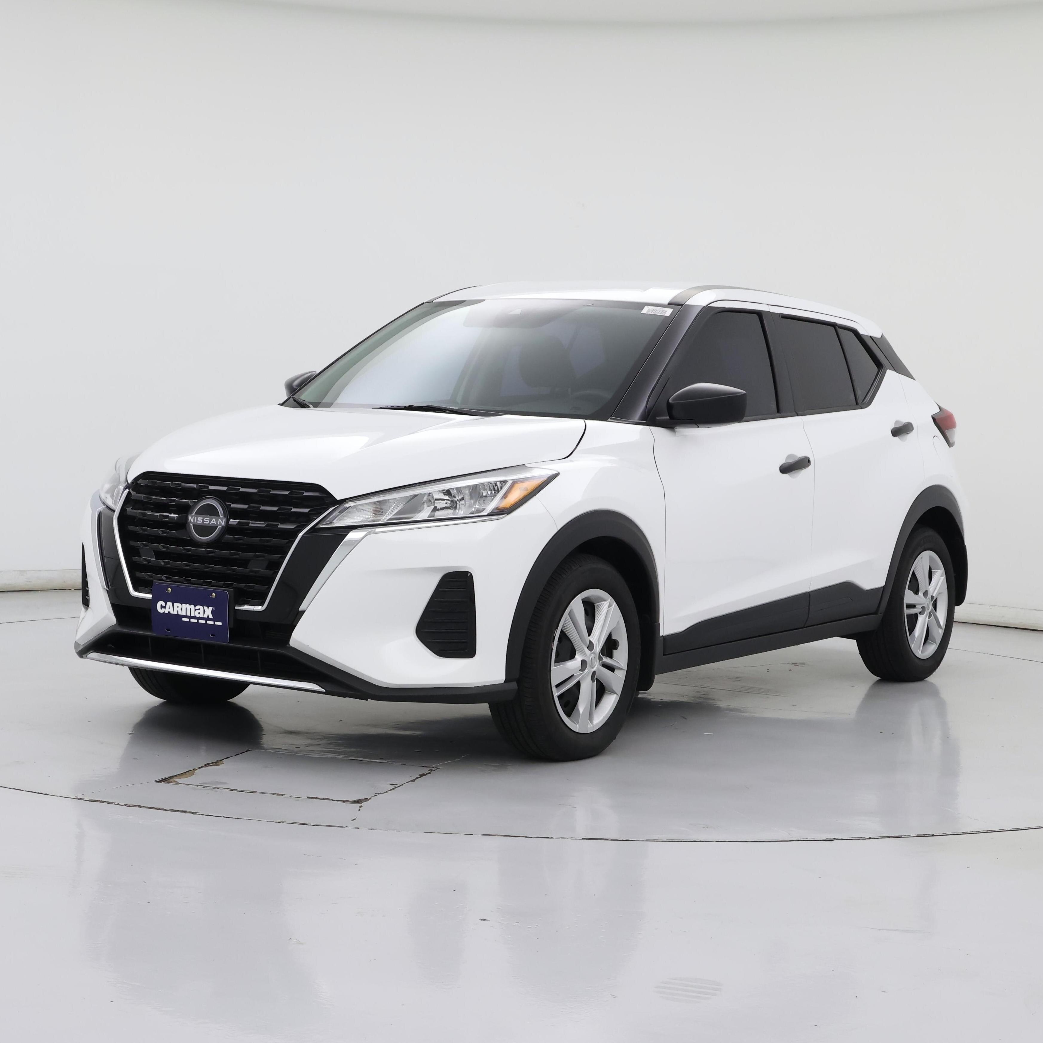 Thumbnail: 2025 Nissan Kicks - 4