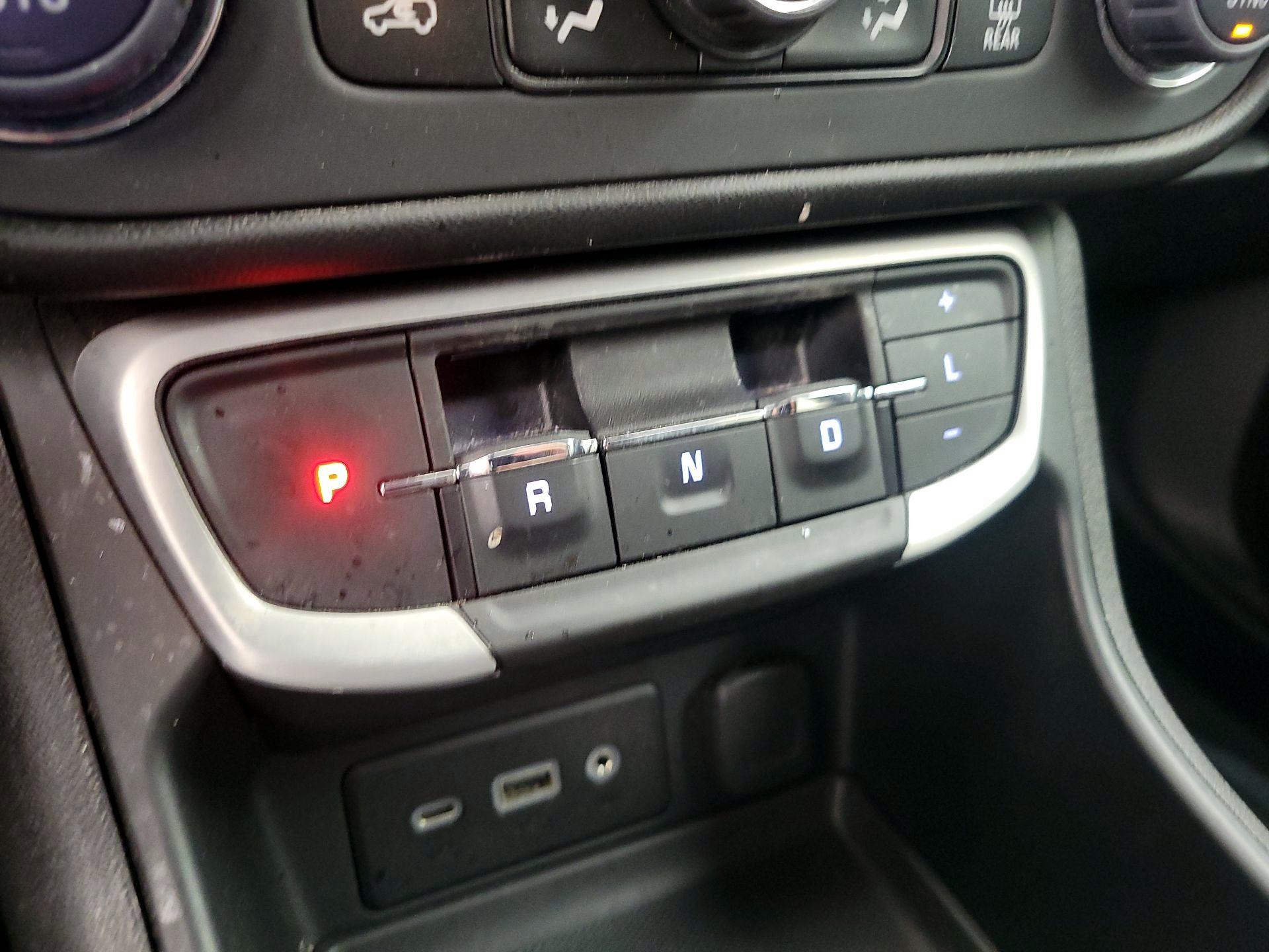 Thumbnail: 2024 GMC Terrain - 17