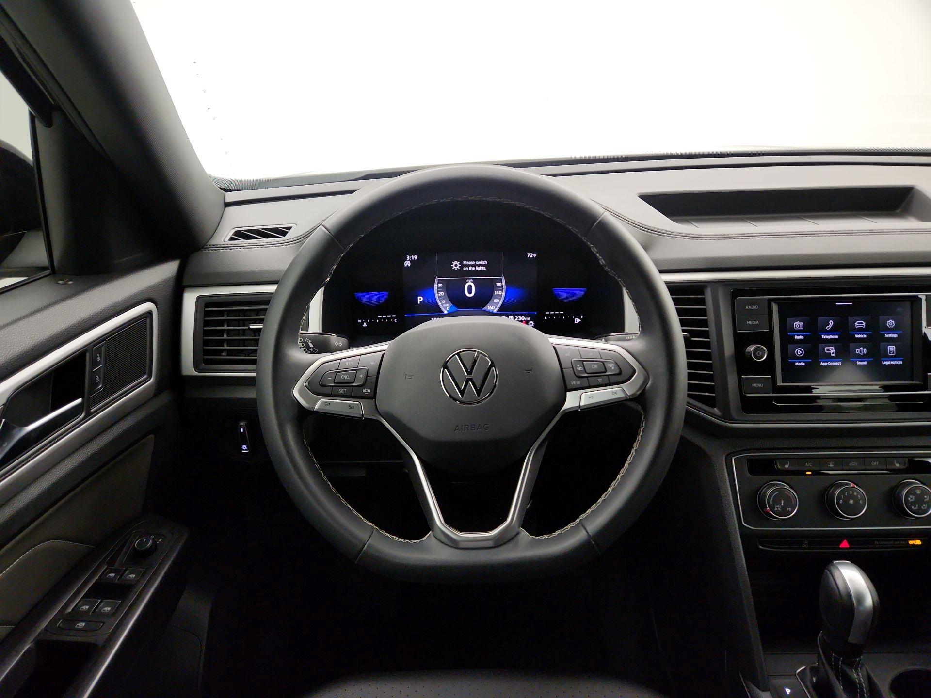 Thumbnail: 2023 Volkswagen Atlas - 10