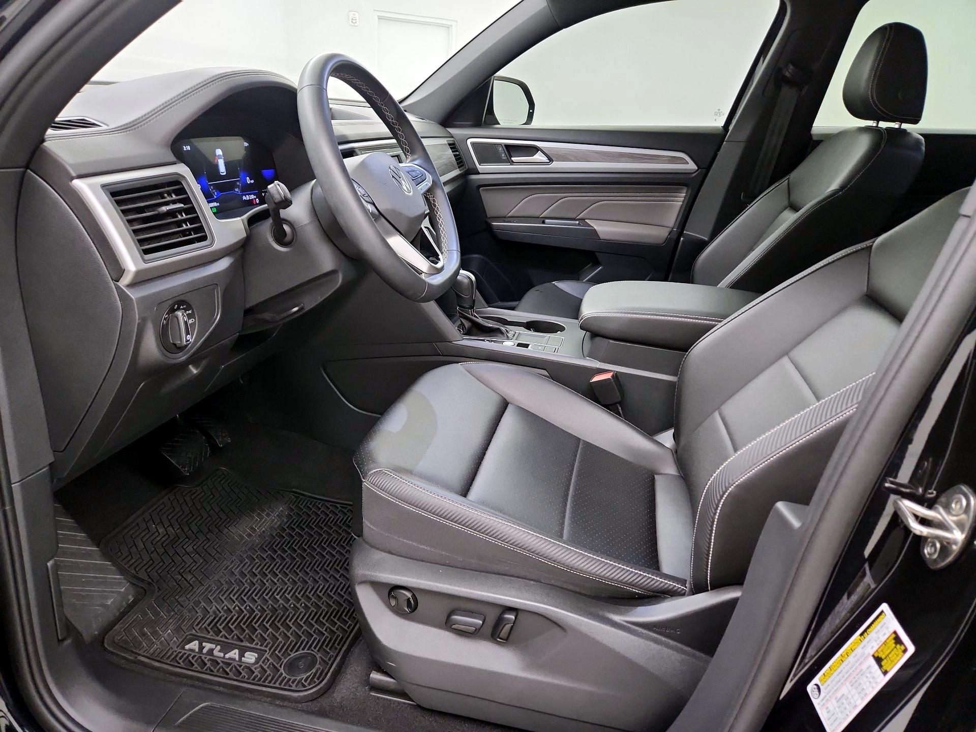 Thumbnail: 2023 Volkswagen Atlas - 11