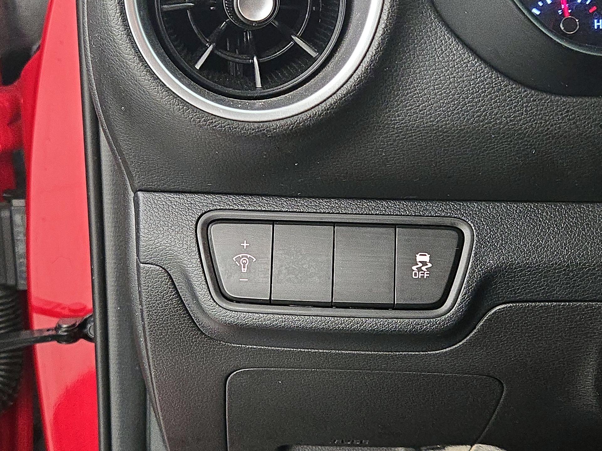 Thumbnail: 2024 Kia Forte - 13