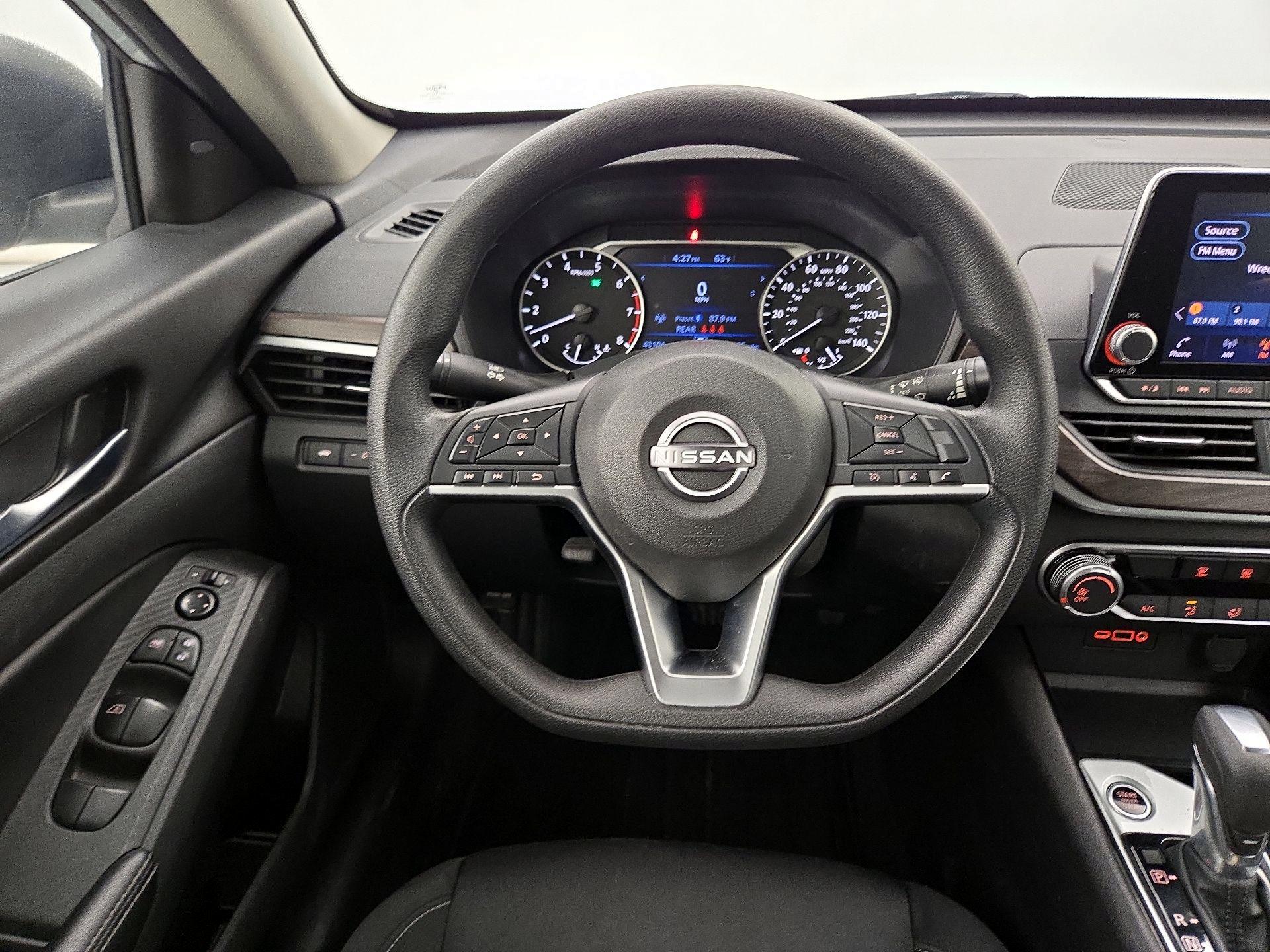 Thumbnail: 2024 Nissan Altima - 10