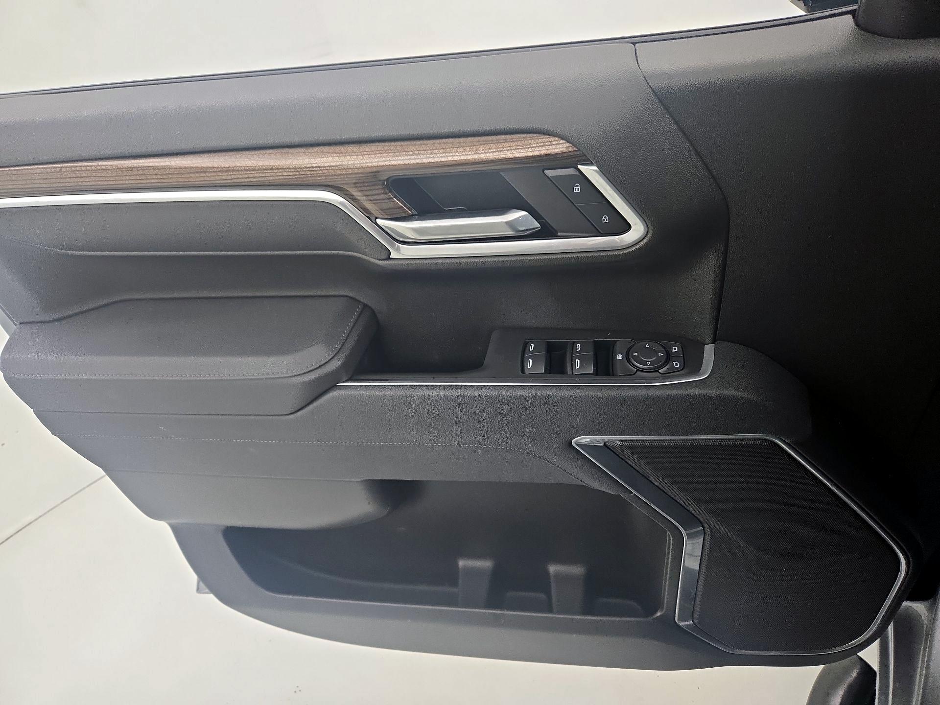 Thumbnail: 2025 Chevrolet Silverado 1500 - 12