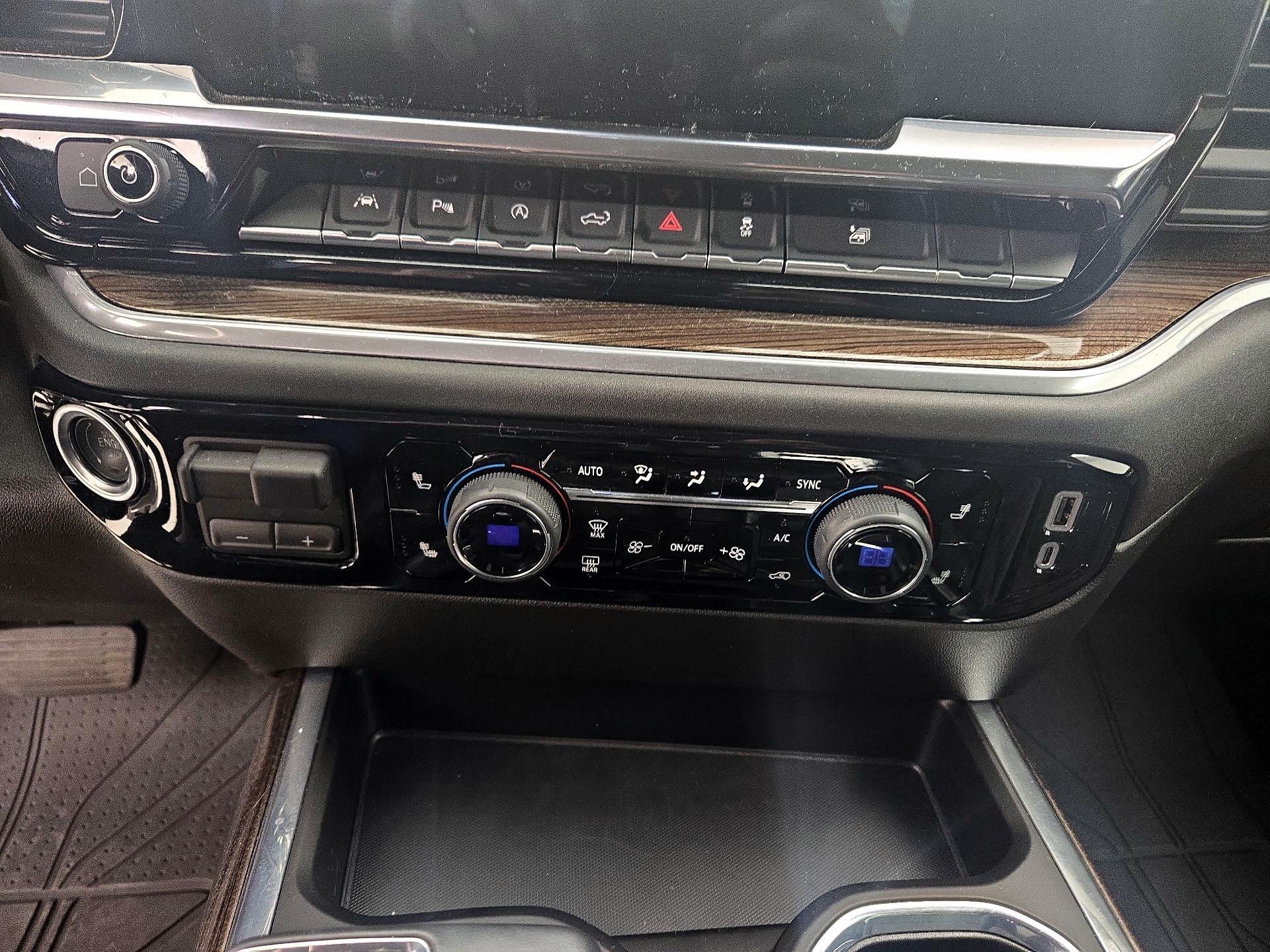 Thumbnail: 2025 Chevrolet Silverado 1500 - 17