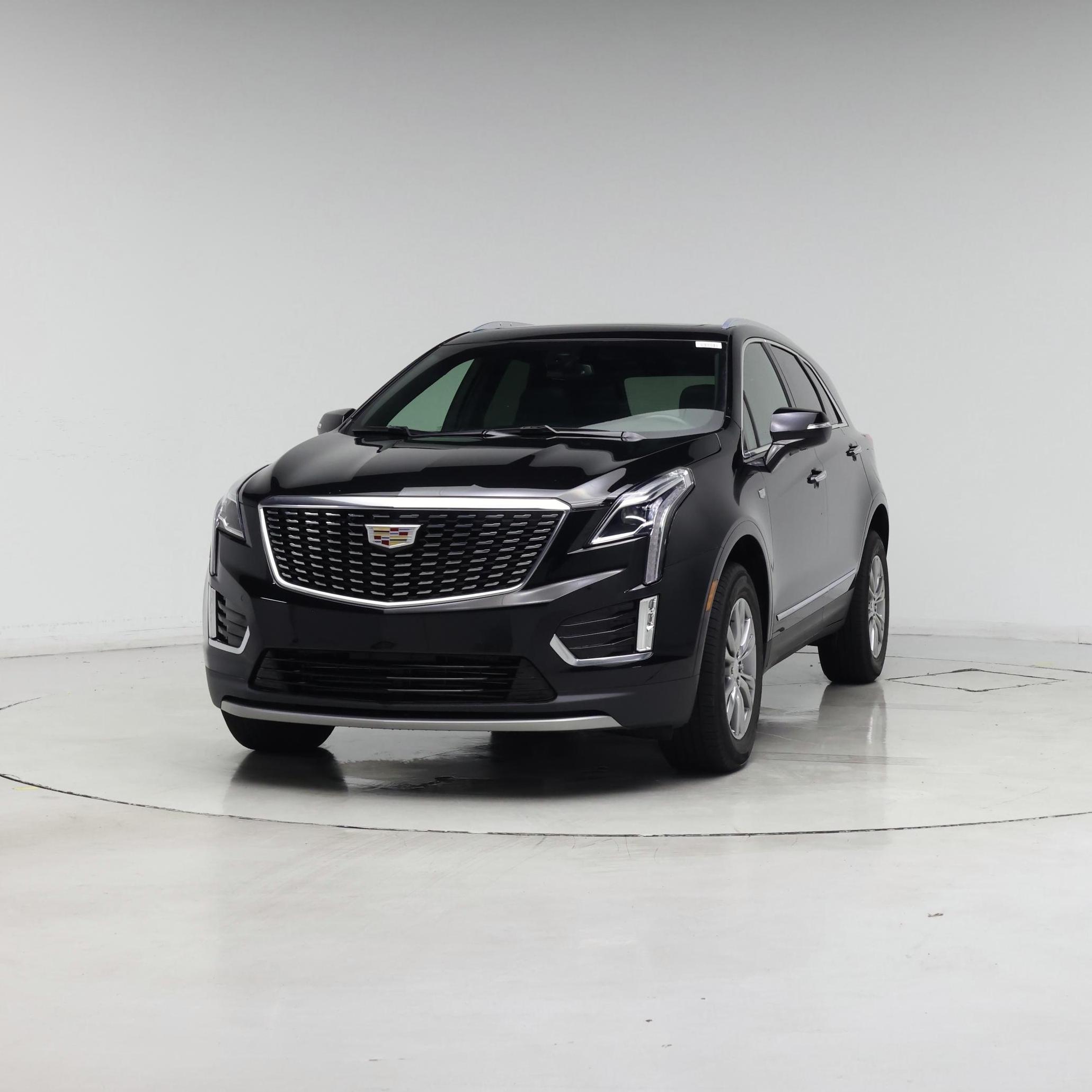 Thumbnail: 2022 Cadillac XT5 - 4