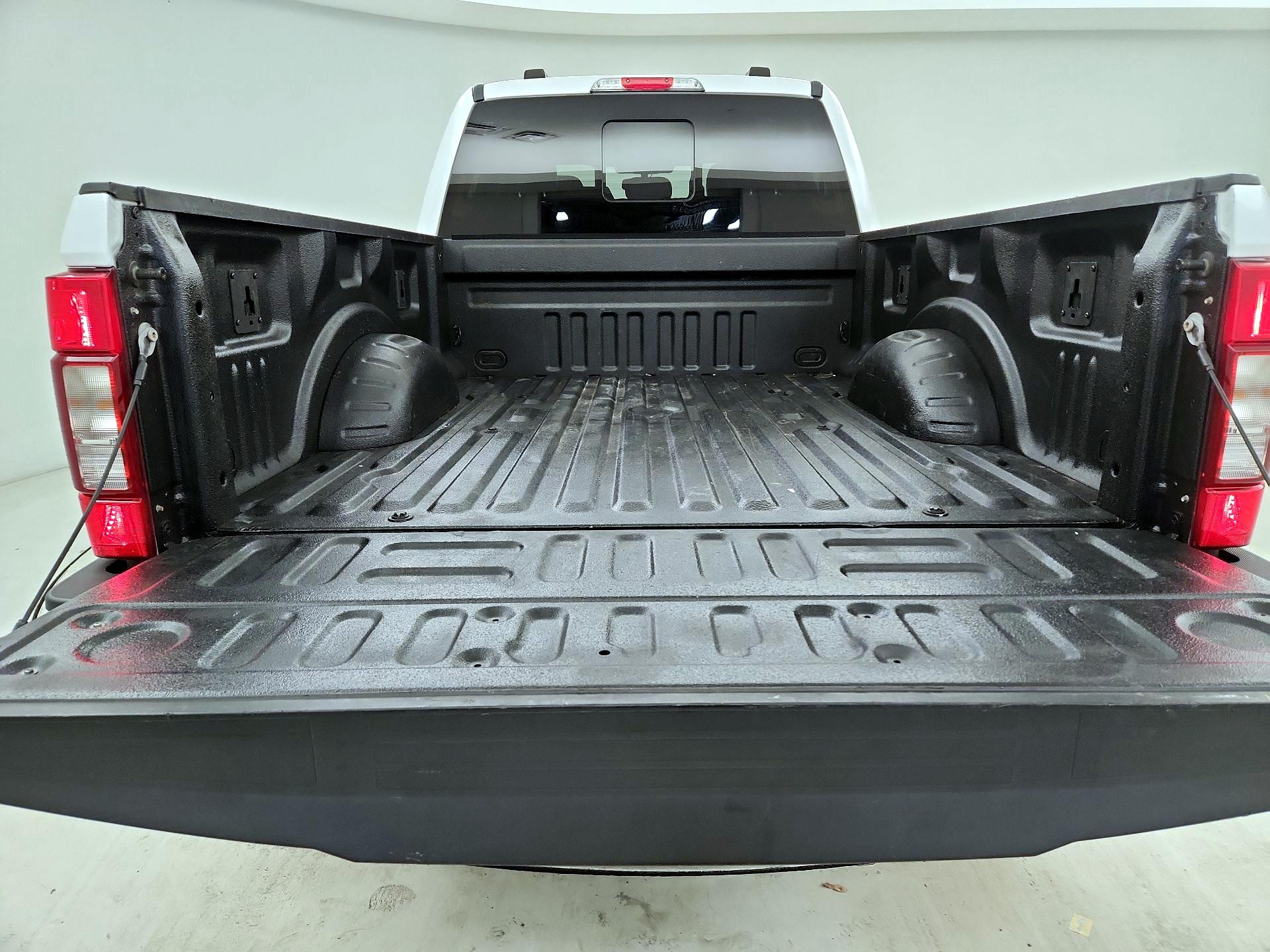 Thumbnail: 2021 Ford F-250 - 16