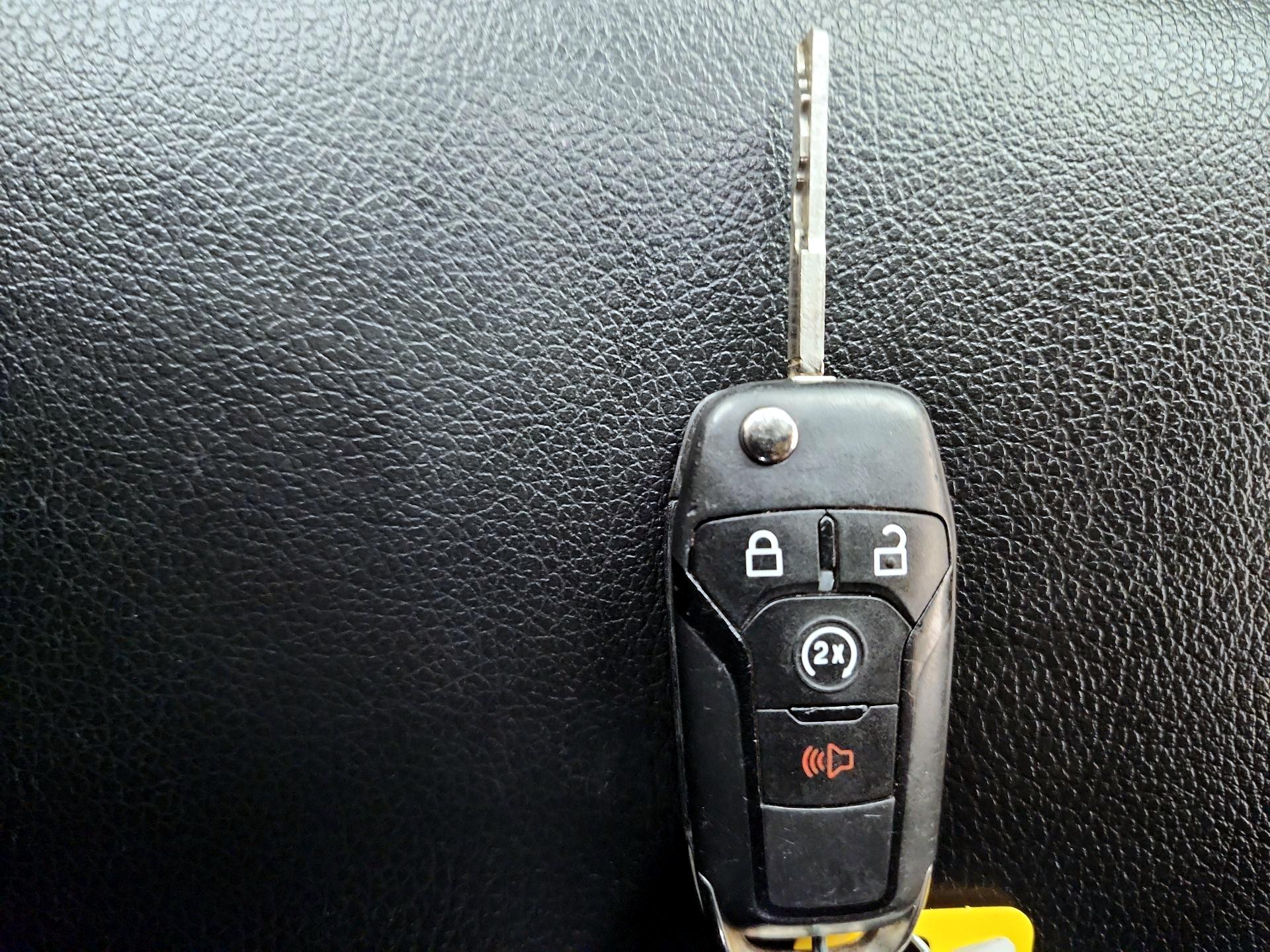 Thumbnail: 2021 Ford F-250 - 18