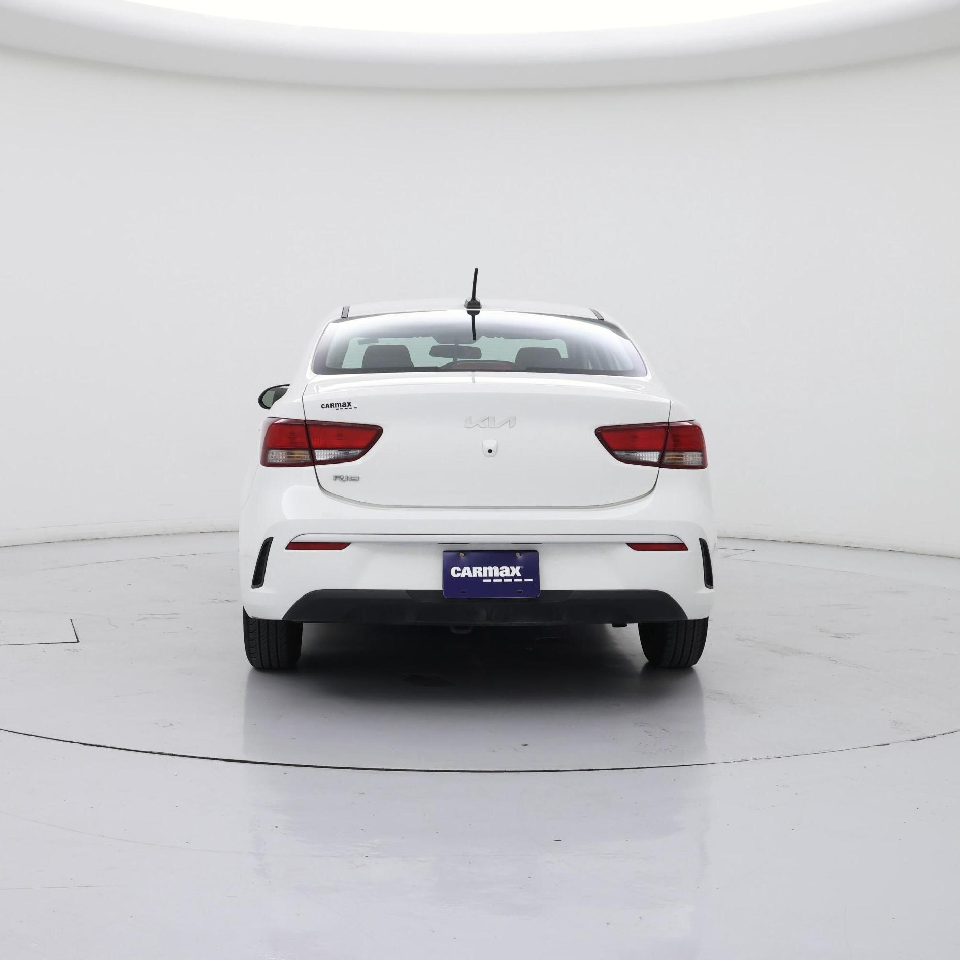 Thumbnail: 2022 Kia Rio - 6