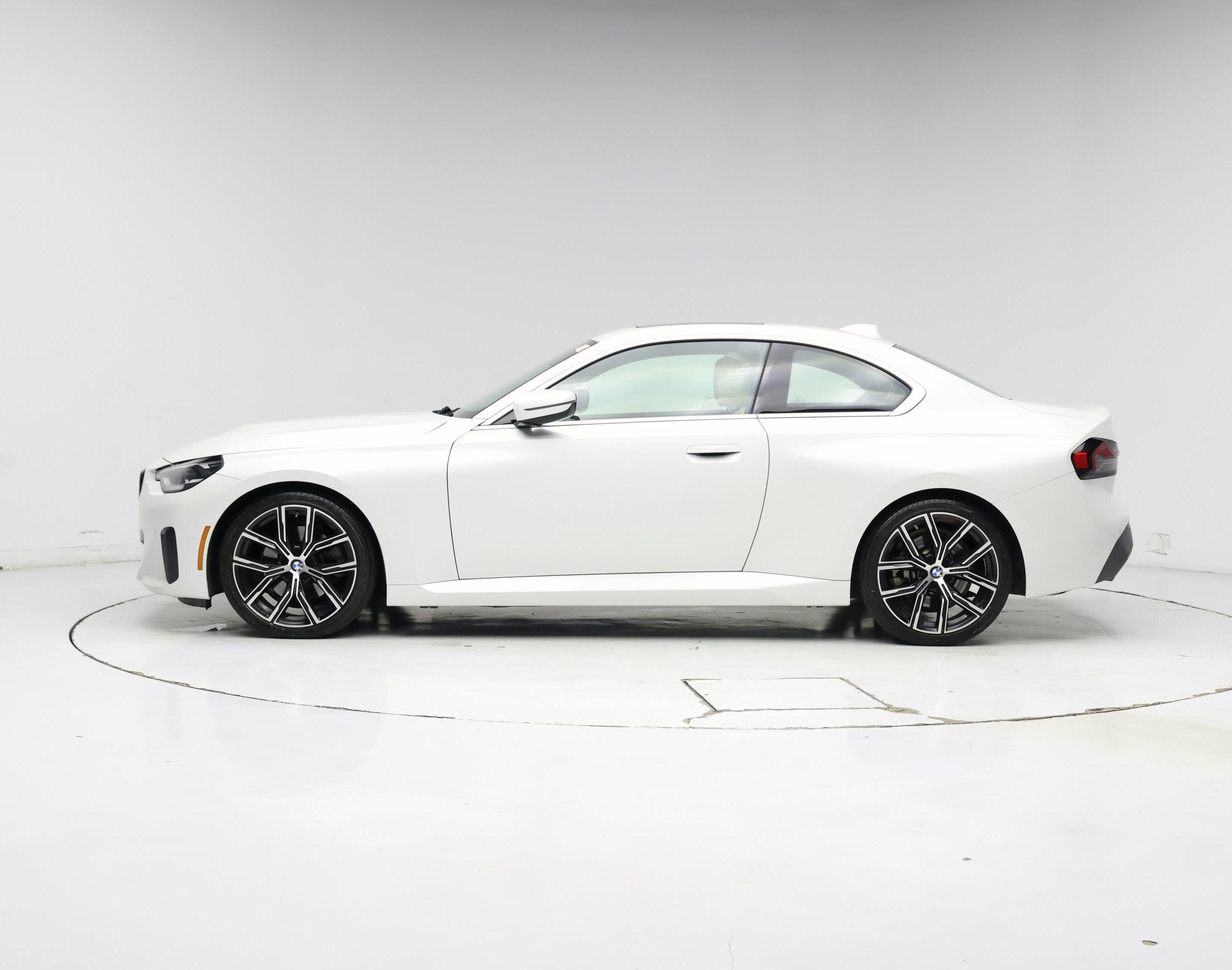 Thumbnail: 2022 BMW 2 Series - 3